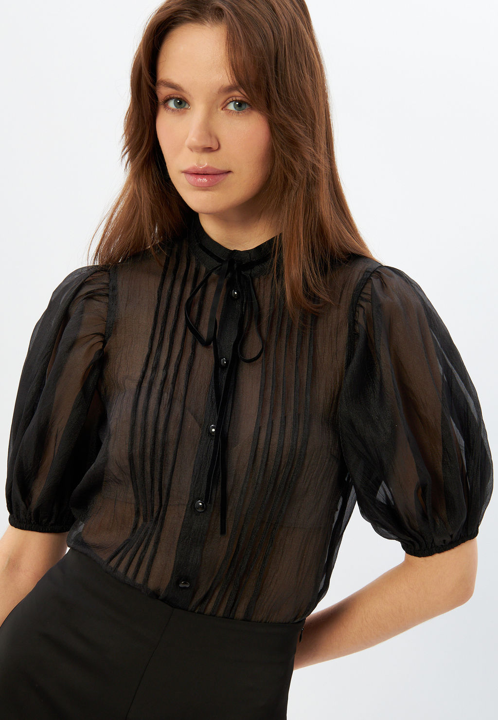 Блузка из органзы с бархатной завязкой и защипами OD-951-3 черный - Tantino фото 8