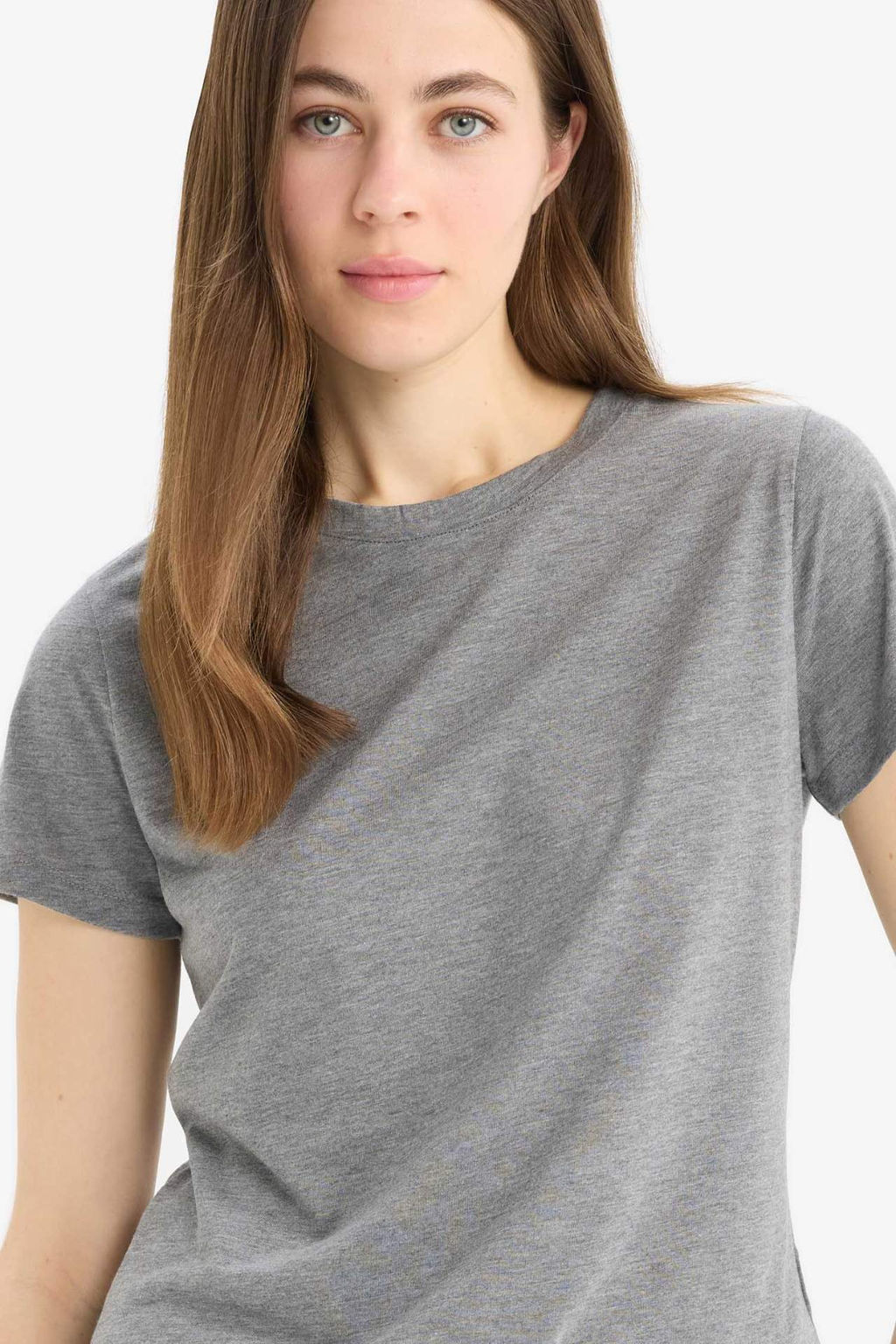 Regular Fit Bisiklet Yaka Basic Duz K?sa Kollu Beyaz Tisort - Defacto фото 2