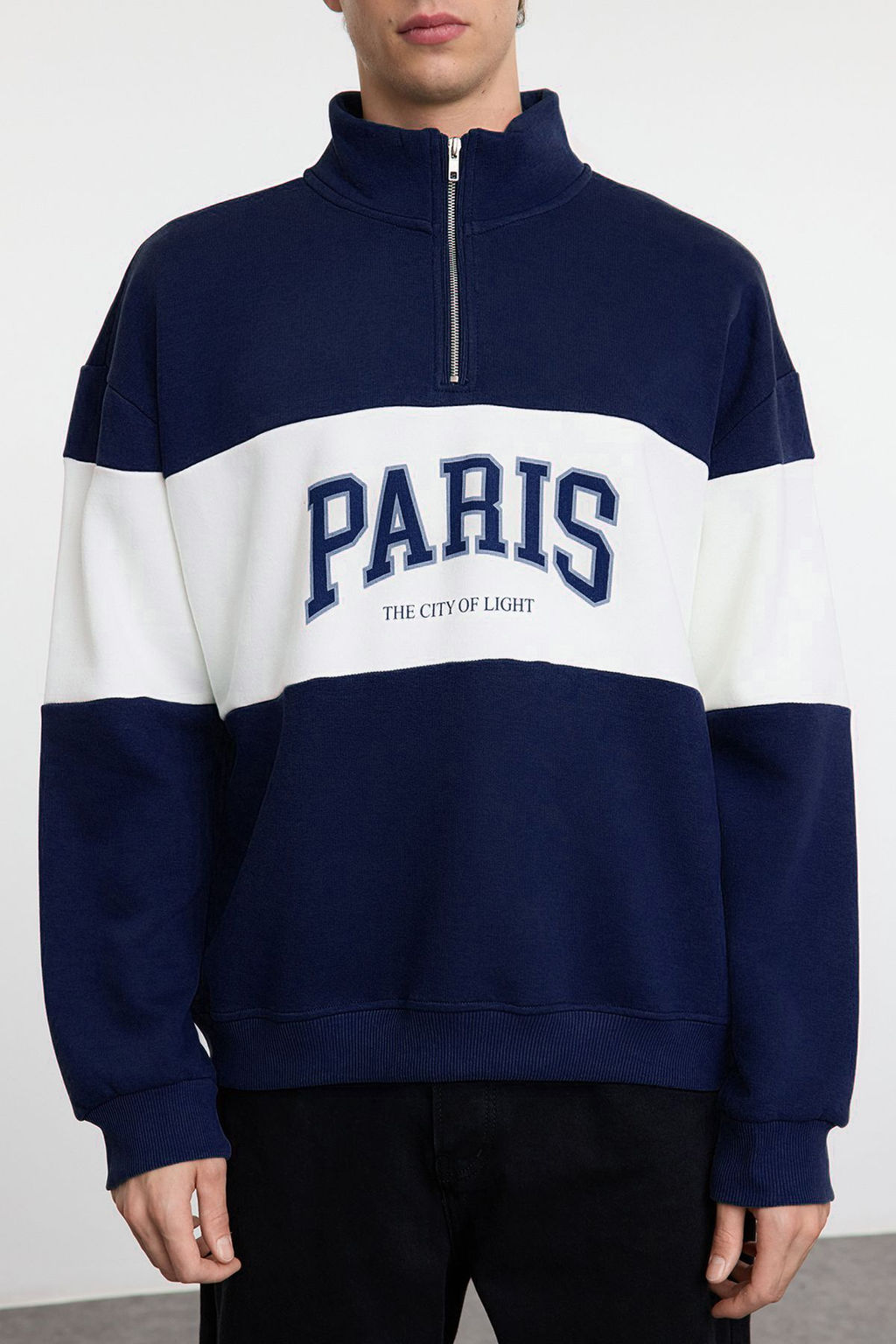 TRENDYOL MAN Zumrut Yesili Oversize/Genis City Bask?l? Renk Bloklu Dik Yaka Fermuarl? Sweatshirt TMNAW25SW00104 - Trendyolmilla фото 3