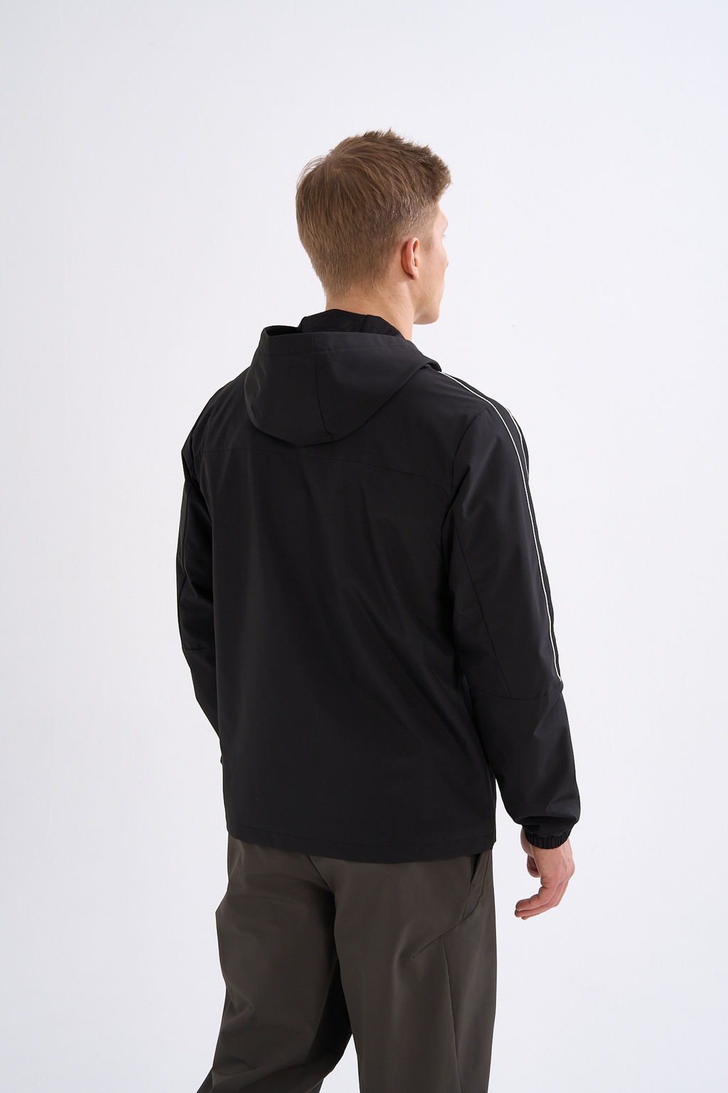 Куртка Черный