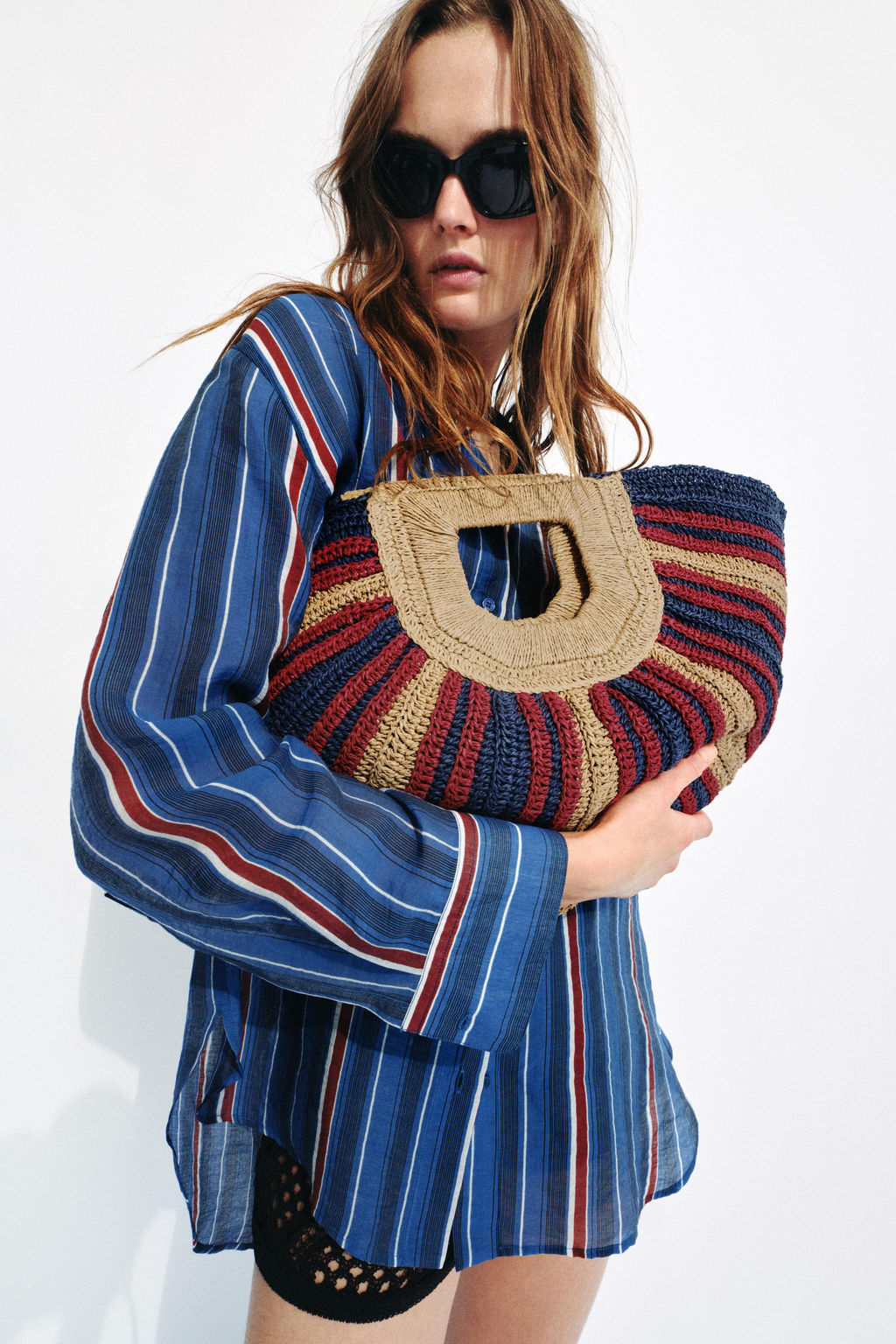 BOLSO ESTAMPADO EFECTO TRENZADO / Multicolor - Zara фото 2