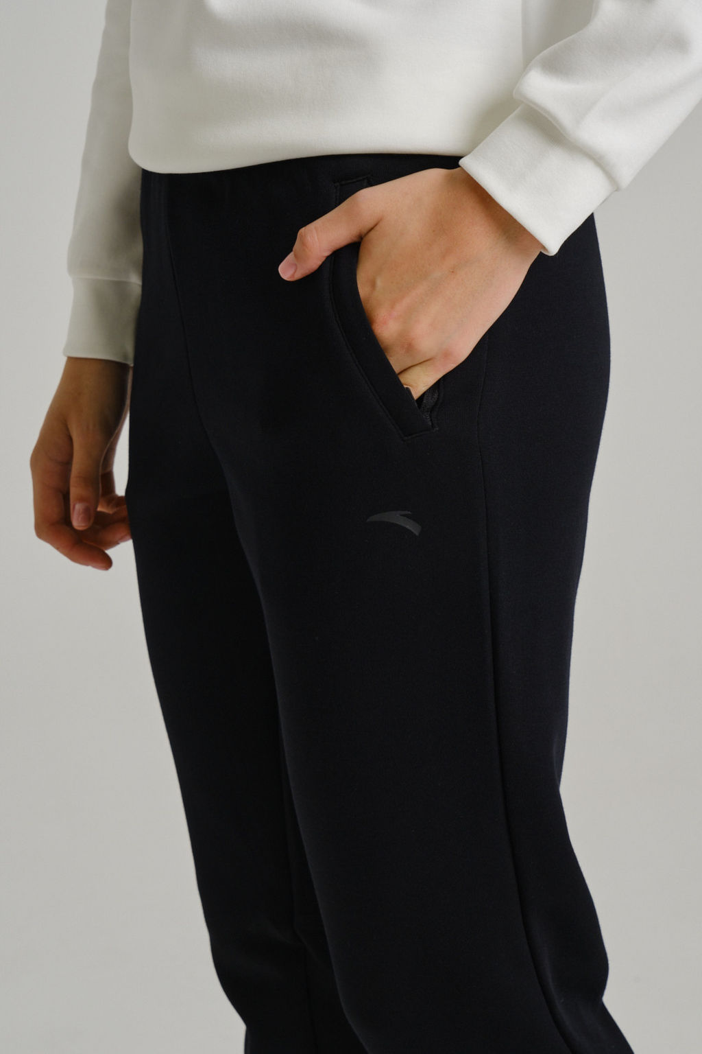 Брюки трикотажные удлиненные Черный