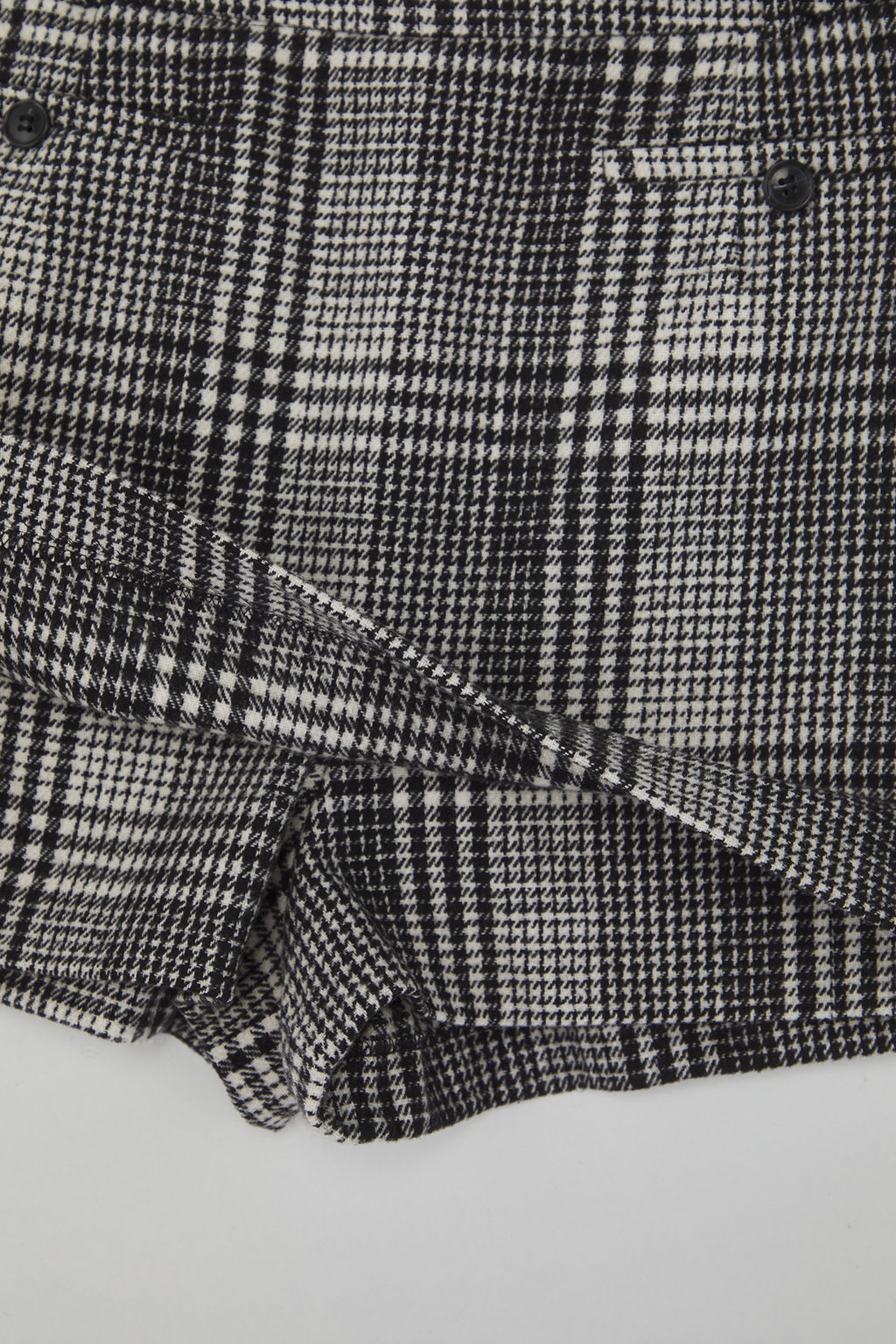 Limited Edition Siyah Beyaz Ekoseli Sort & Bermuda TWOAW26SR00030 - Trendyolmilla фото 6