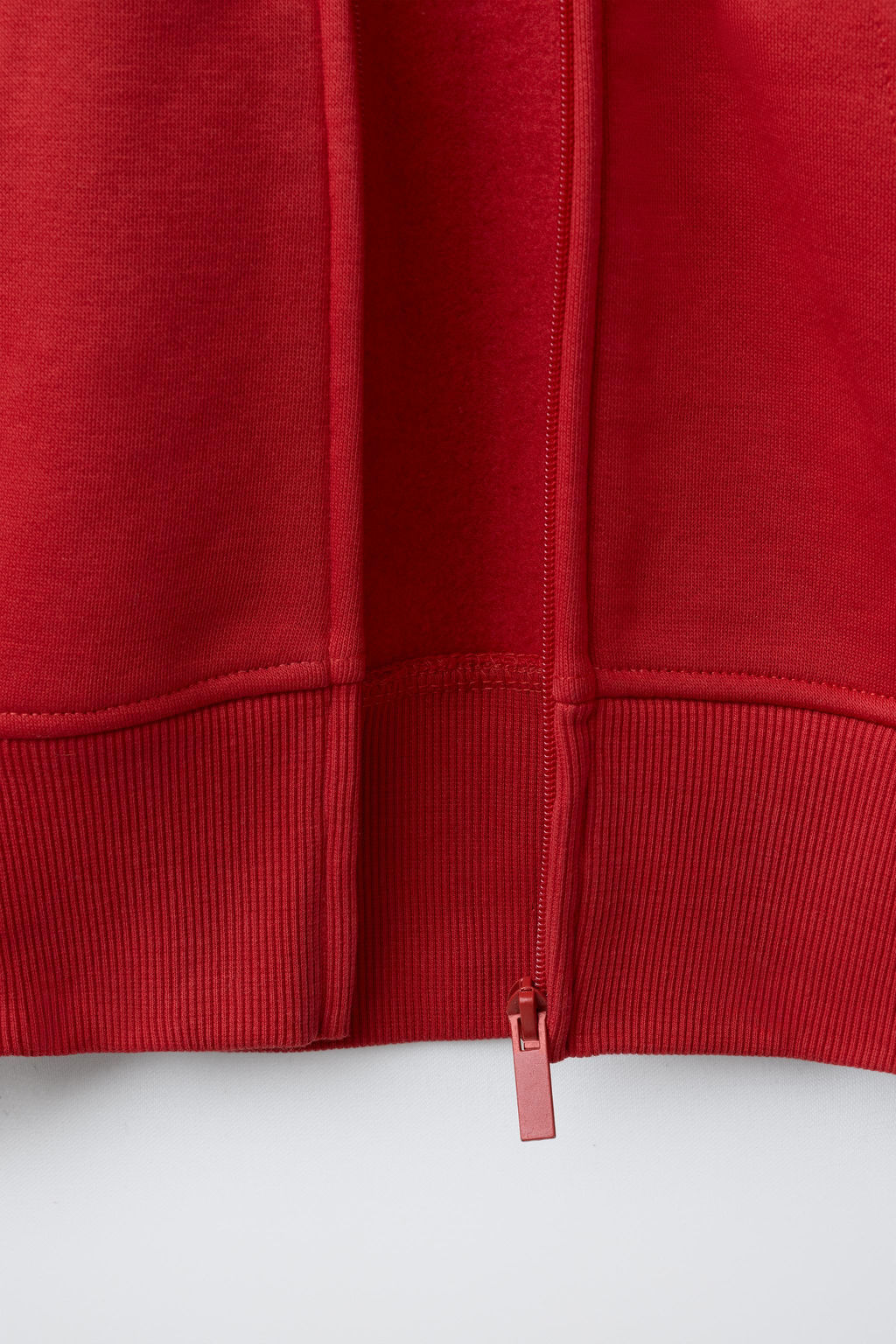 SUDADERA FELPA CREMALLERA / Rojo medio - Zara фото 4