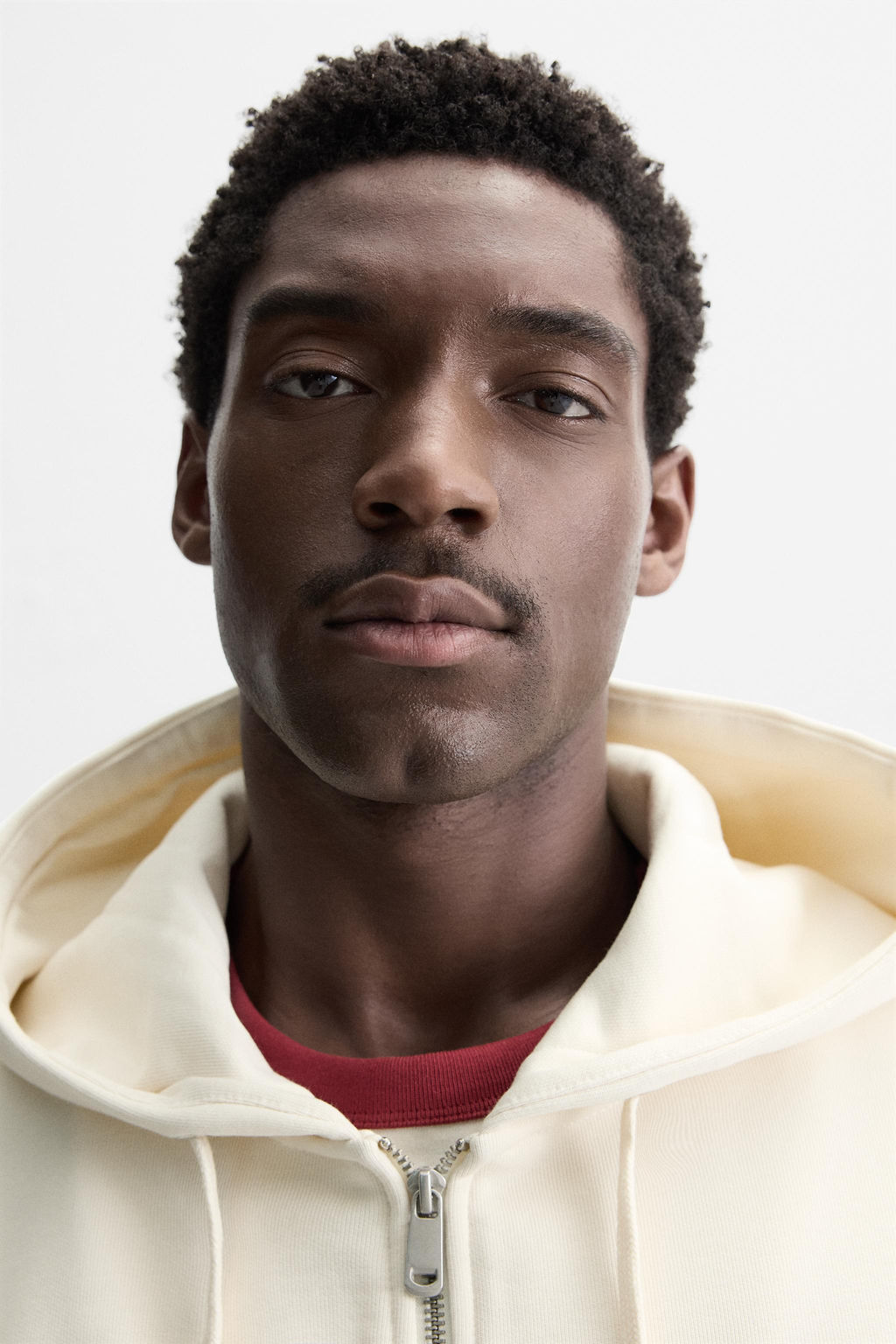 BASIC HOODIE WITH ZIP - Zara фото 5