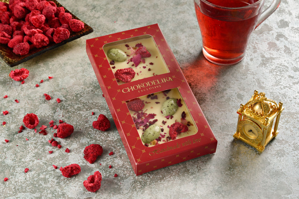 Шоколад белый с украшением Роза, малина, вишня 100 гр - Chokodelika фото 4