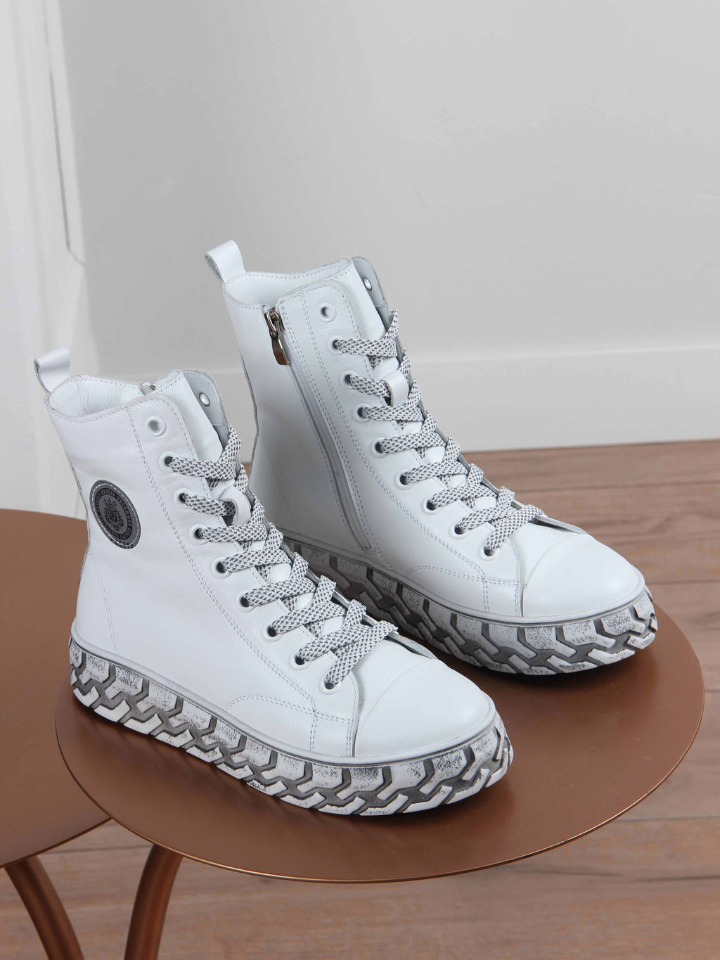 Ботинки 215.icebergw.White/Шерсть