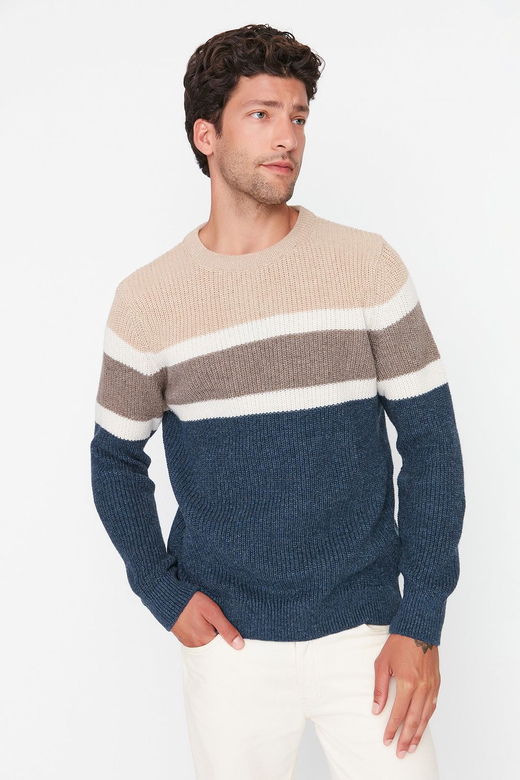 TRENDYOL MAN Gri Slim Fit Yunlu Bisiklet Yaka Panelli Renk Bloklu Triko Kazak TMNAW22KZ0343 - Trendyolmilla фото 9