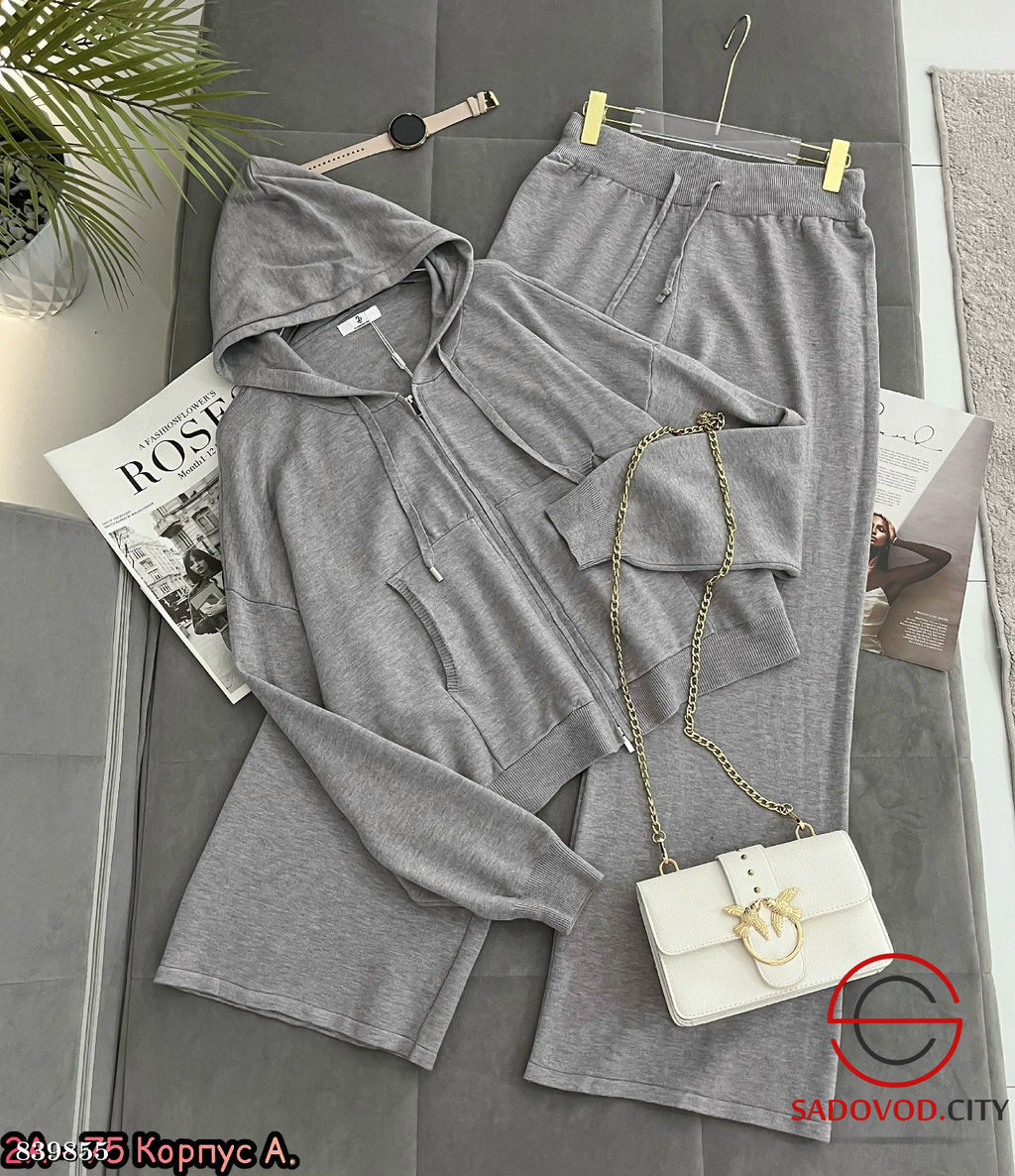 Спортивный женский костюм - Bruno фото 2