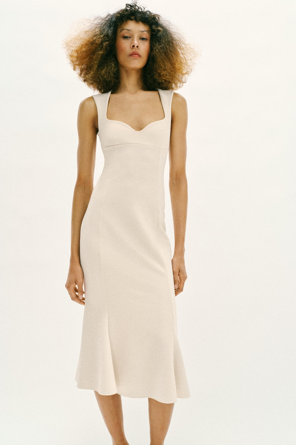 VESTIDO ESCOTE CORAZ?N / Crudo - Zara фото 2