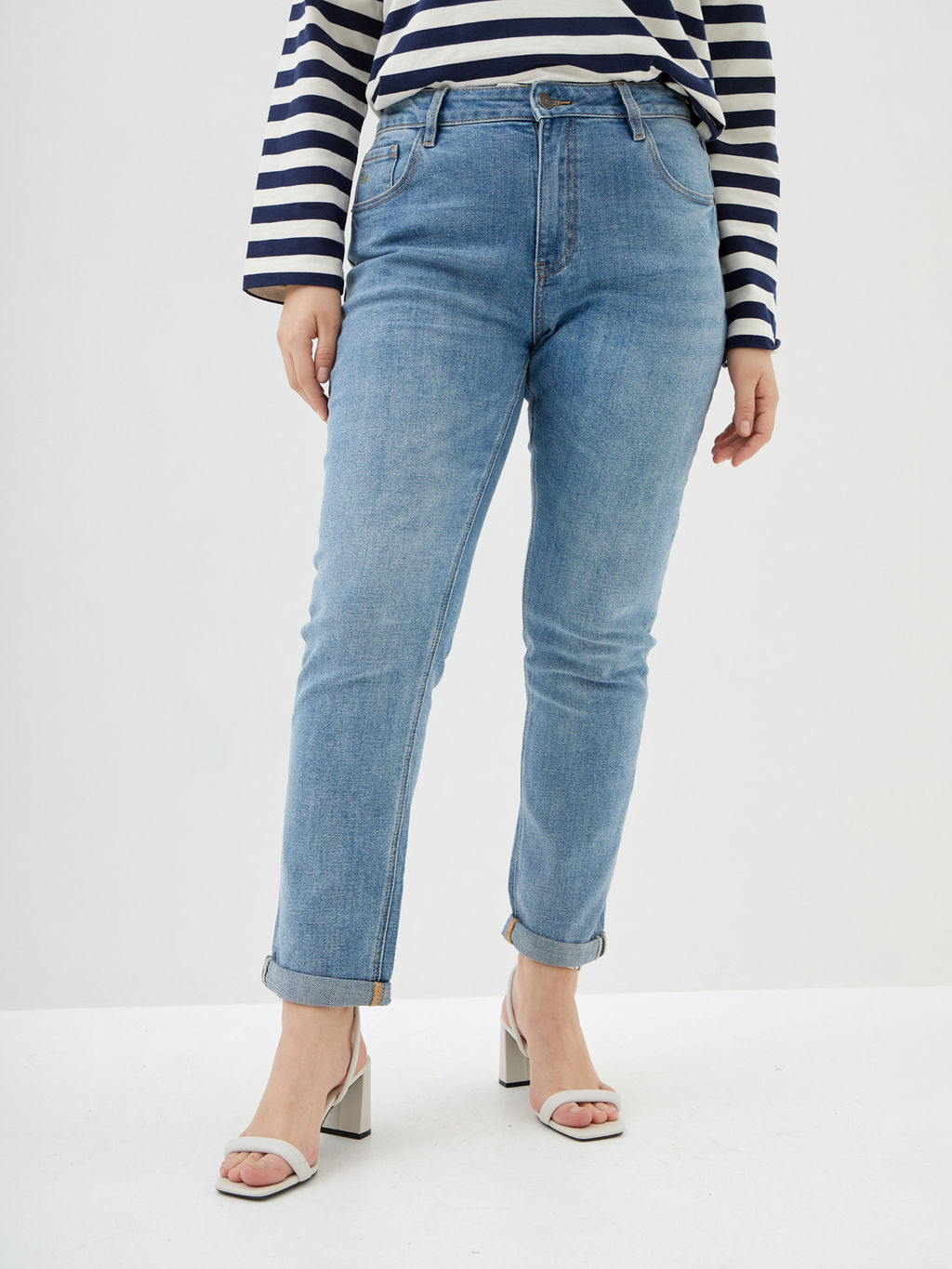 Женские джинсы бойфренды