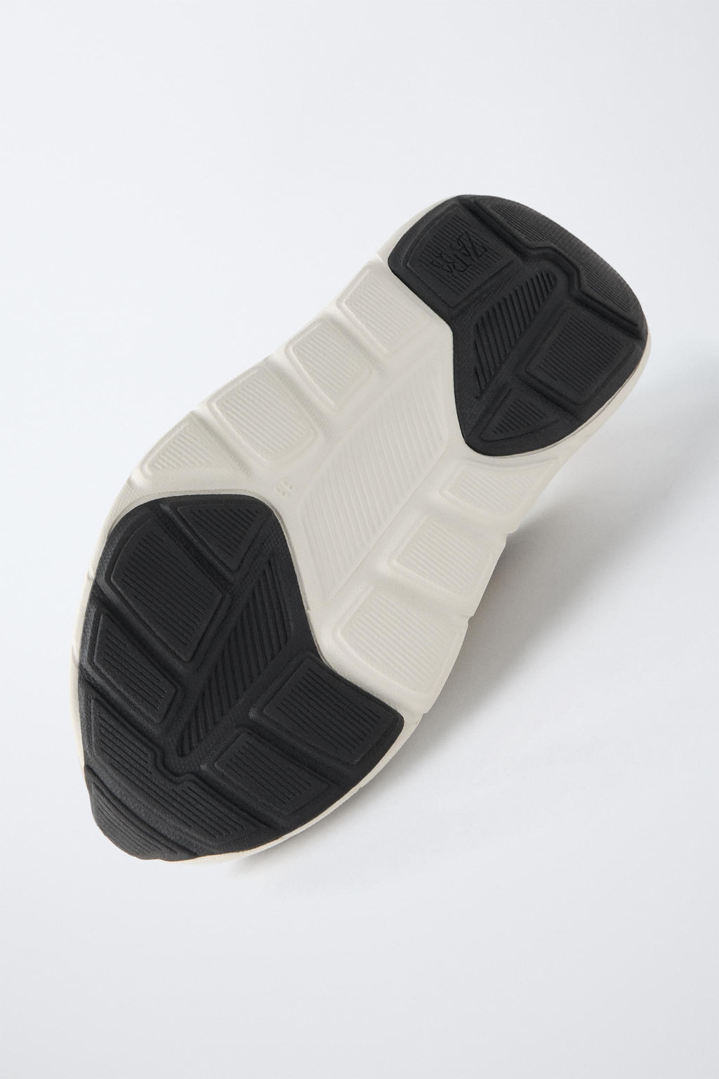 ZAPATILLA DEPORTIVA PIKACHU POK?MON  / Amarillo - Zara фото 7