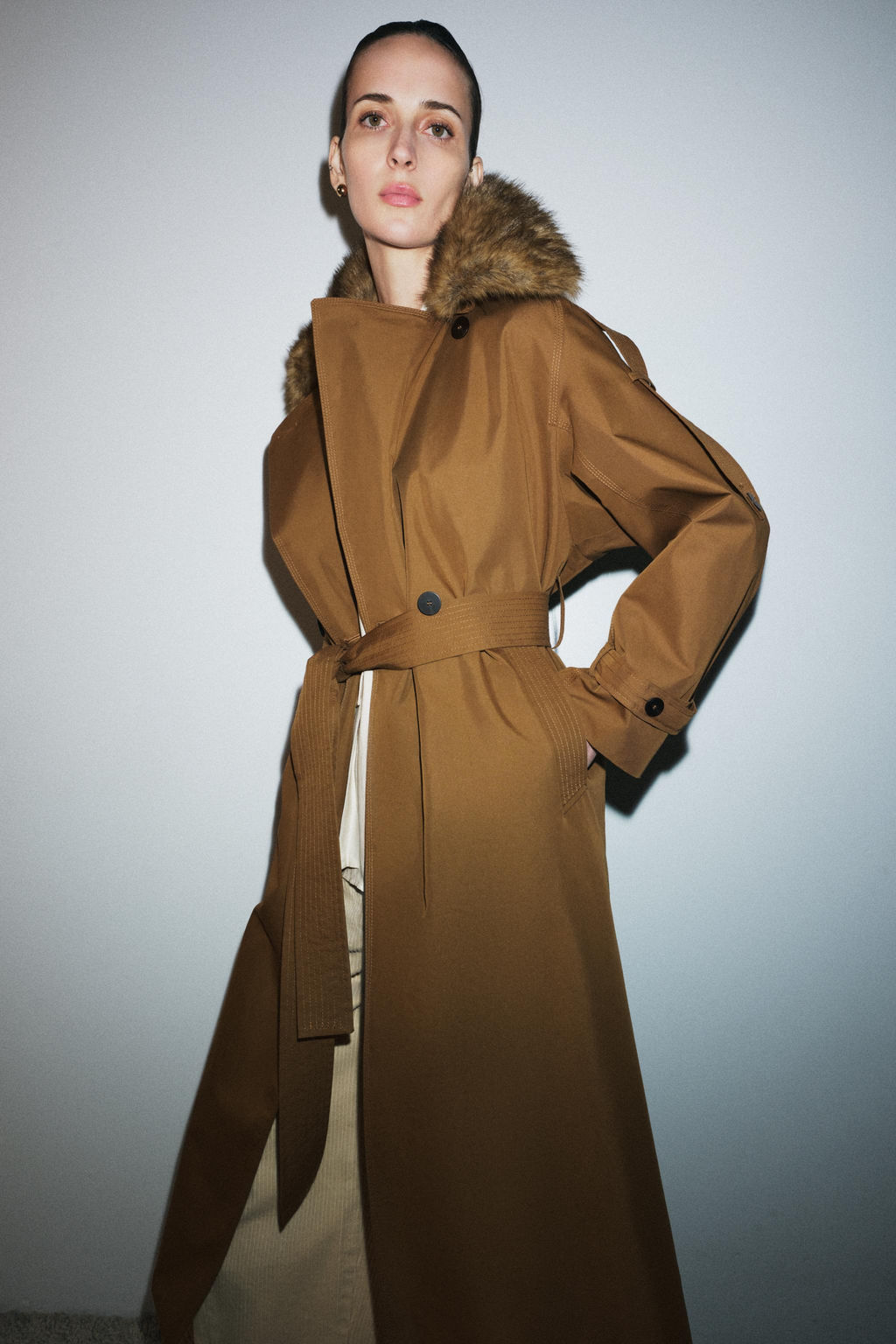 OVERSIZE FAUX FUR COLLAR TRENCH COAT ZW COLLECTION LIMITED EDITION - Zara фото 12