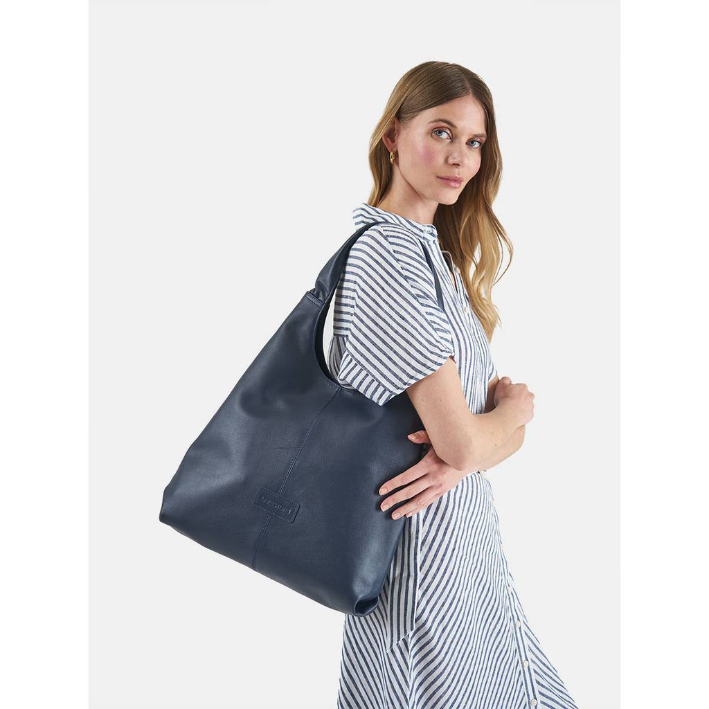 Женская сумка-хобо Mia Black - Lakestone фото 29