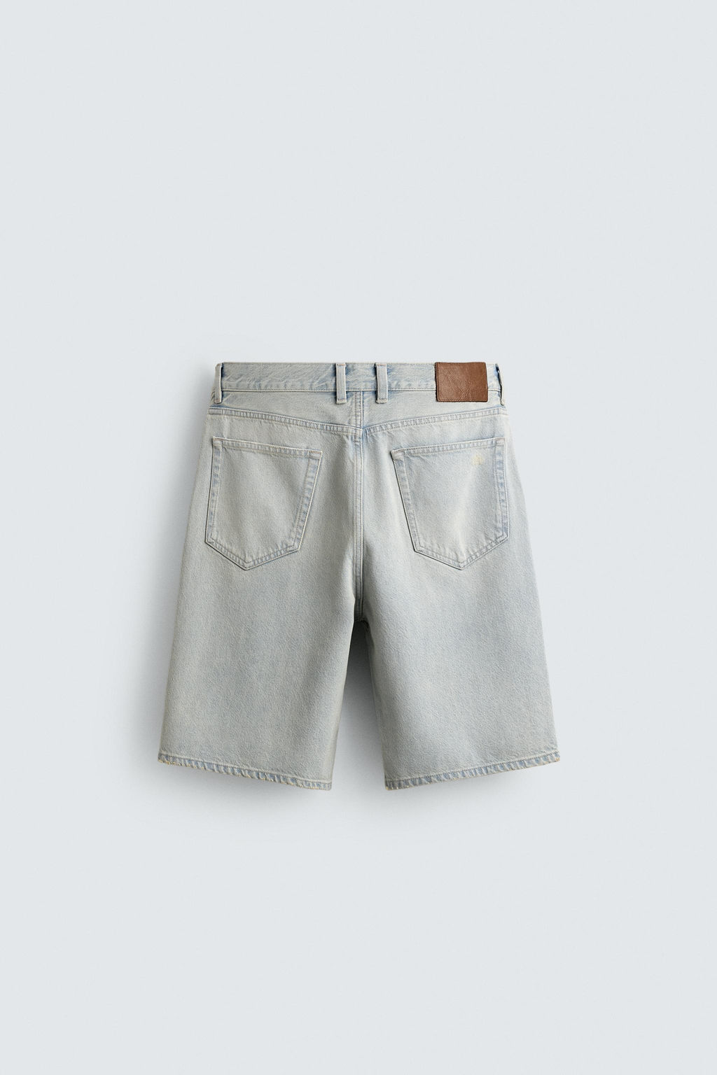 BERMUDA DENIM RELAXED FIT / Azul claro