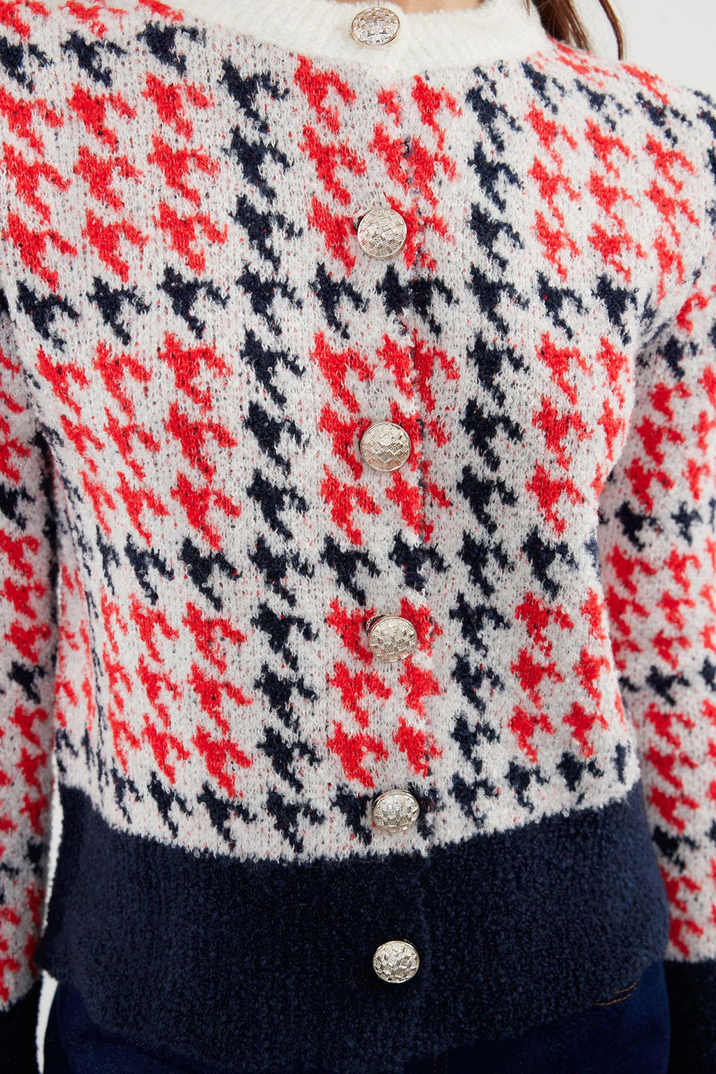 TRENDYOLMILLA Ekru Buklet Iplikli Desenli Ceket Gorunumlu Triko H?rka TWOAW24HI00277  фото 4