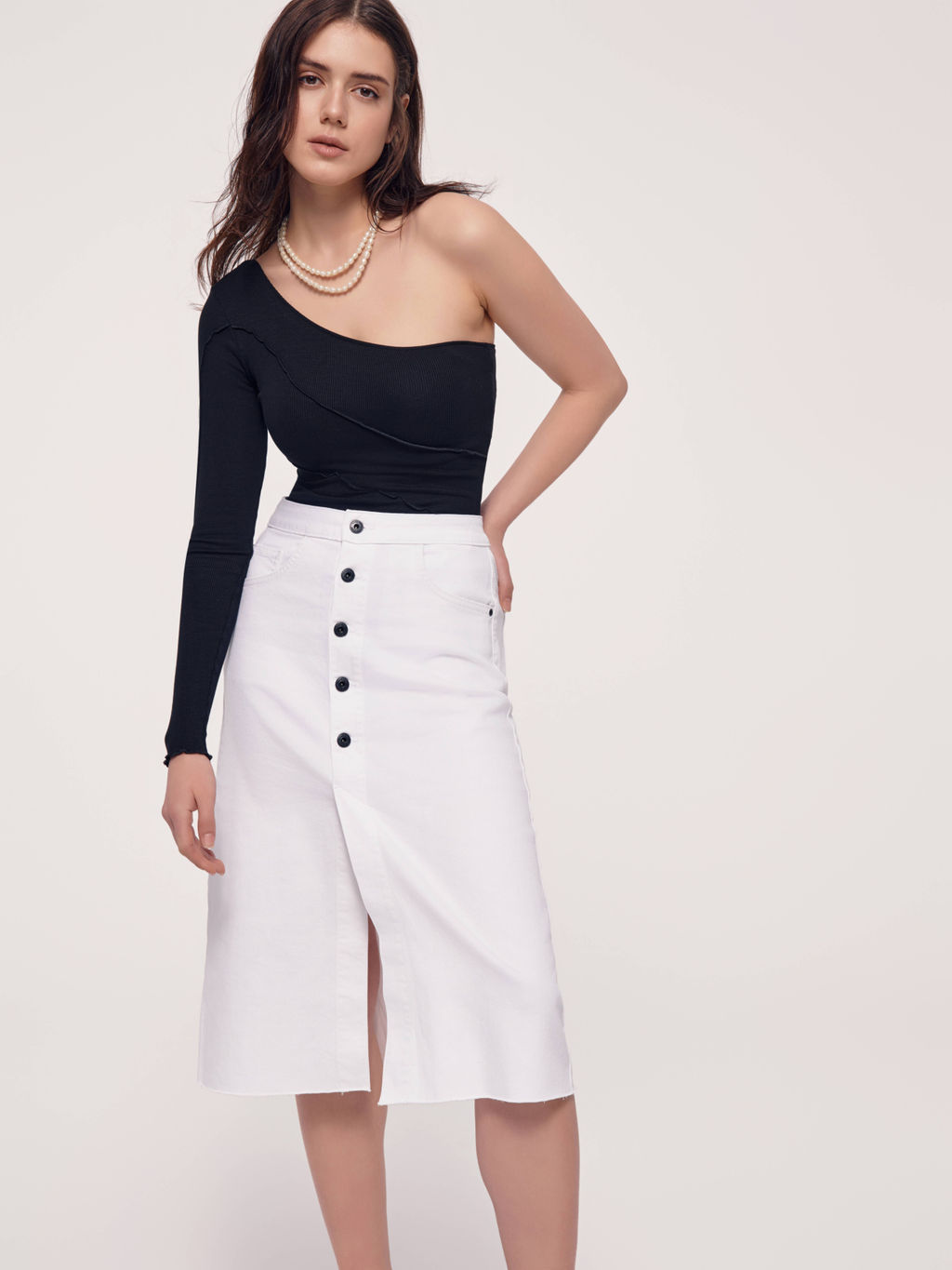 CONTE Боди на одно плечо из полотна в рубчик с декоративными швами LBD 2627 black