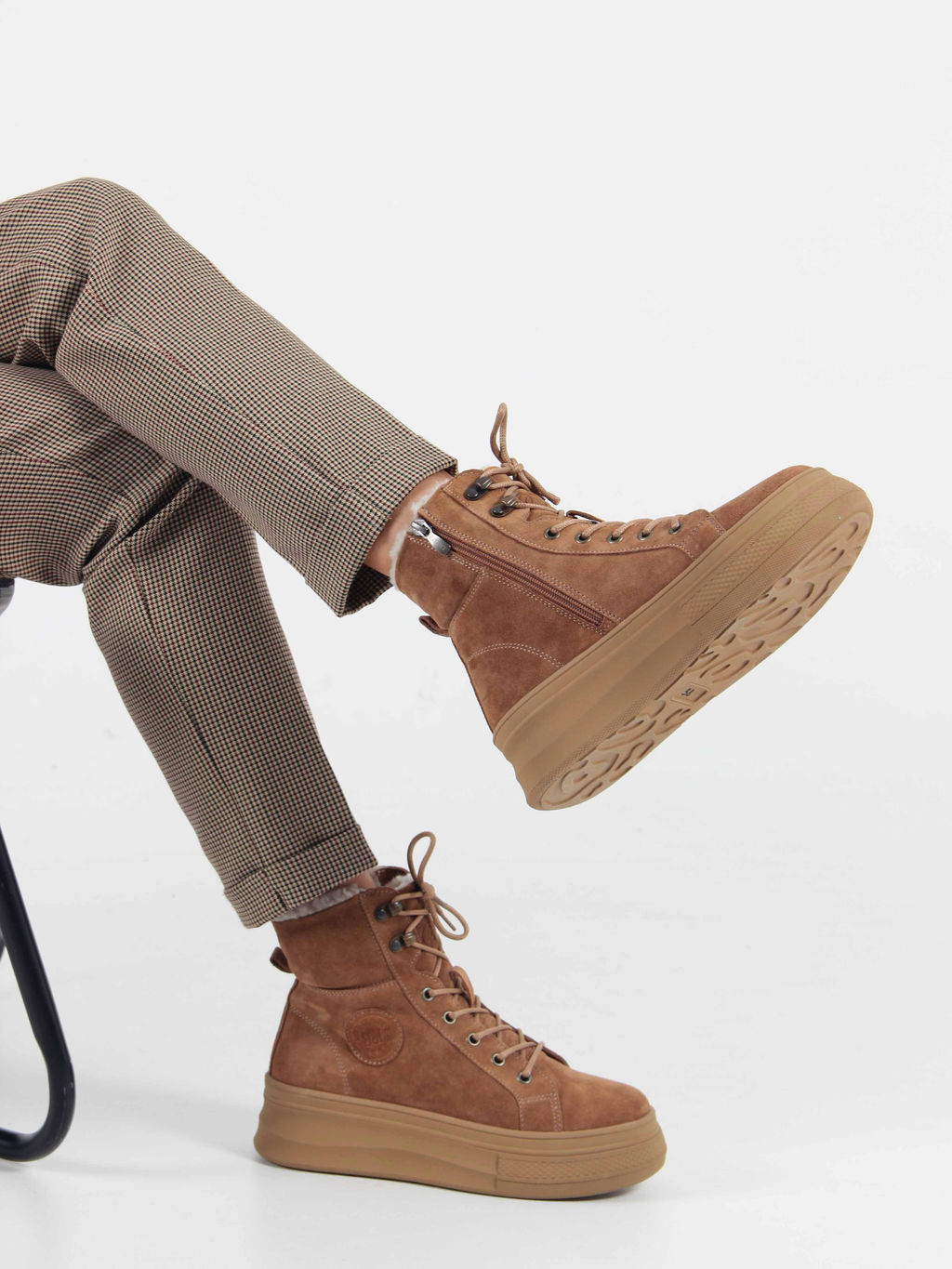 Ботинки 219.warmbr. Светло коричневый/Байка