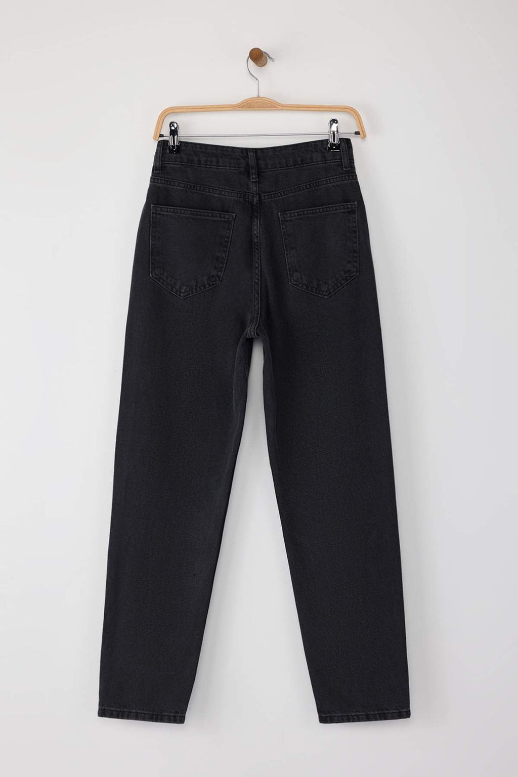 Siyah Tasl? Yuksek Bel Mom Jeans TWOAW25JE00255 - Trendyolmilla фото 7