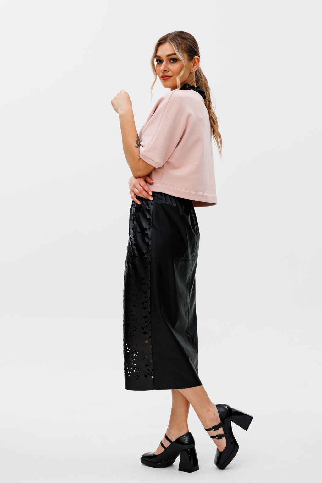 Костюм из джемпера и юбки. - Gizart фото 4