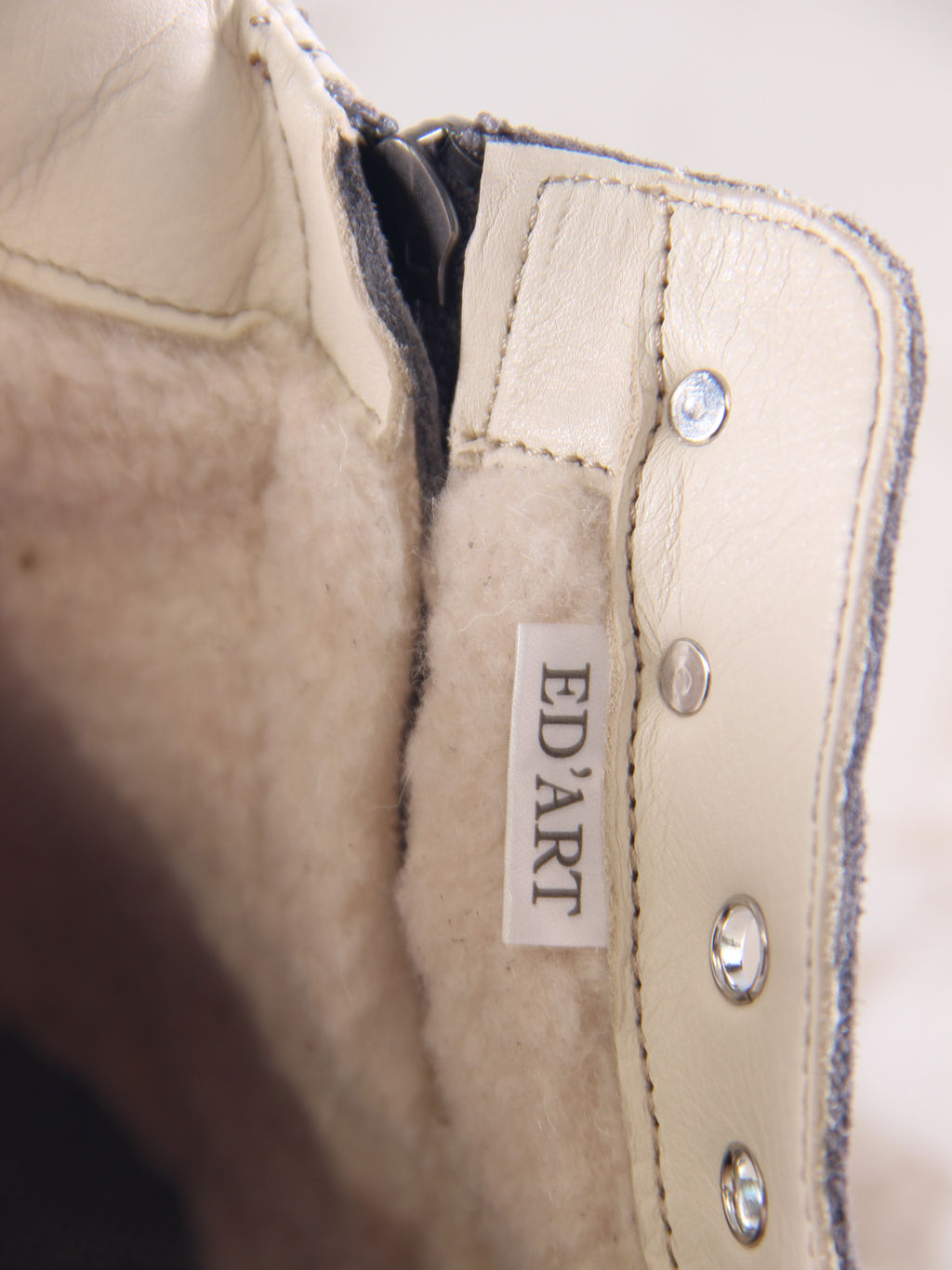 Ботинки 261.uno9gr.Серый замок замша+бежевый/байка