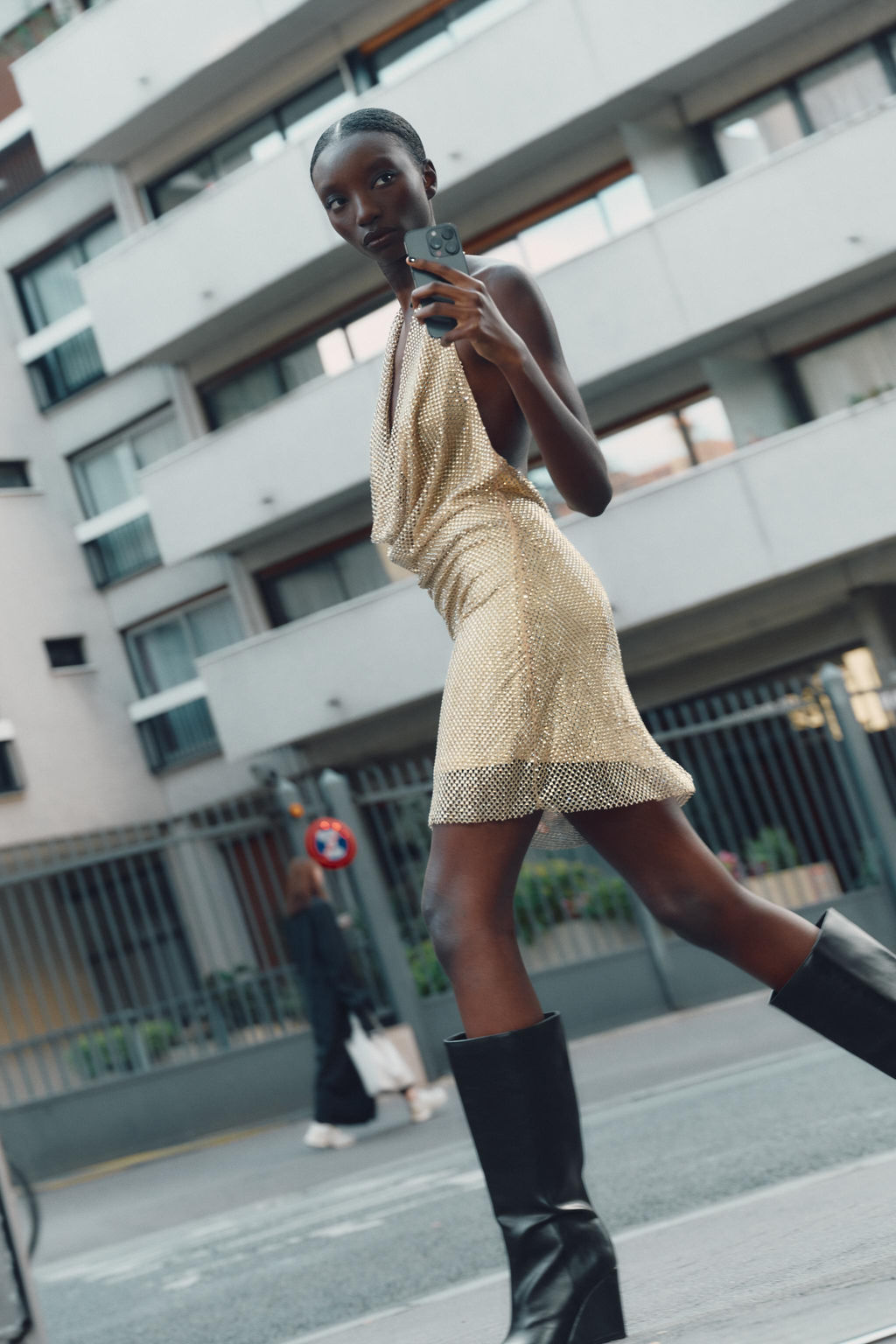 SPARKLY HALTERNECK DRESS - Zara фото 2