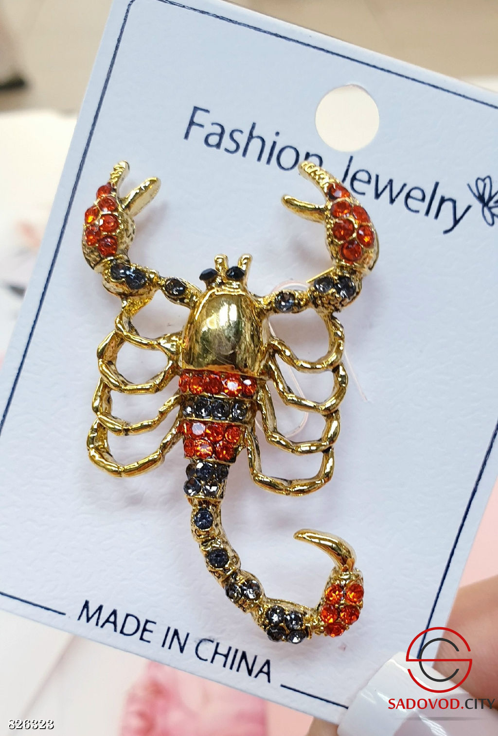 Брошь женская со стразами