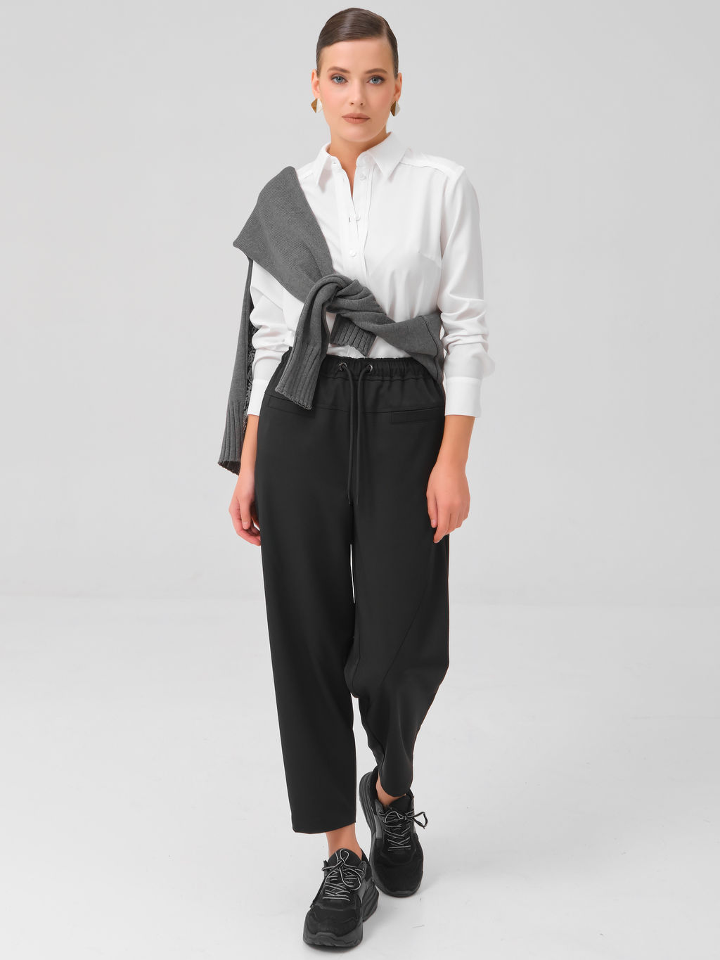 Брюки бананы