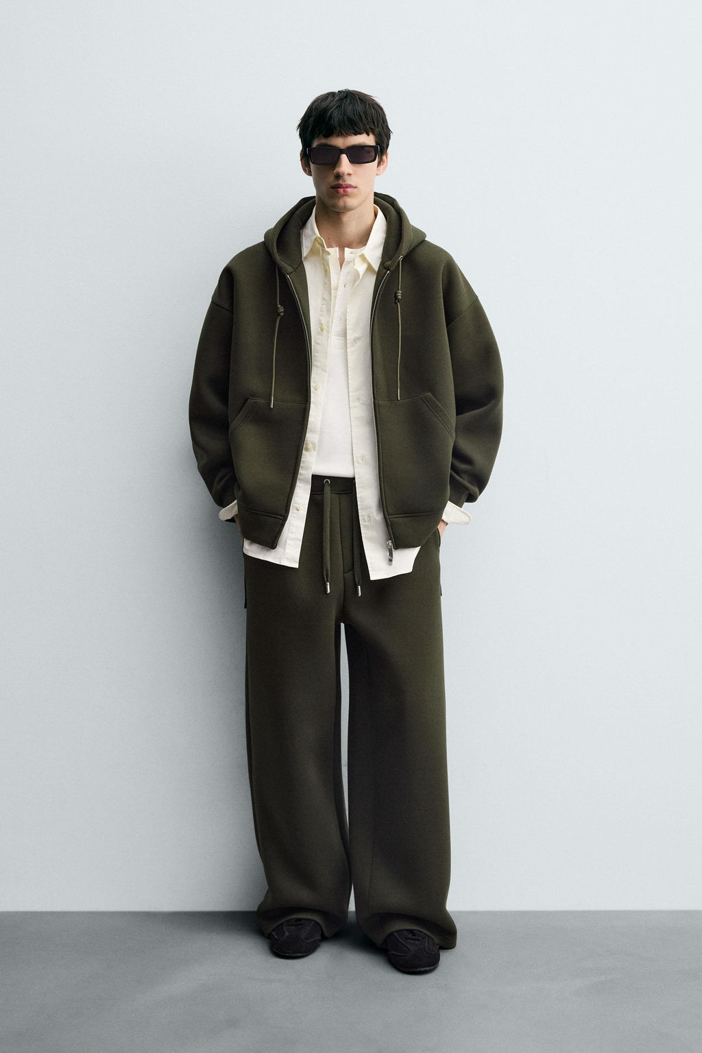 WIDE-LEG NEOPRENE EFFECT TROUSERS