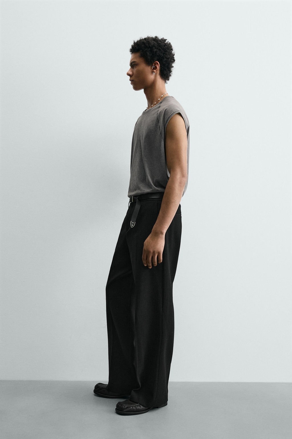 CAMISETA TANK LAVADA / Gris