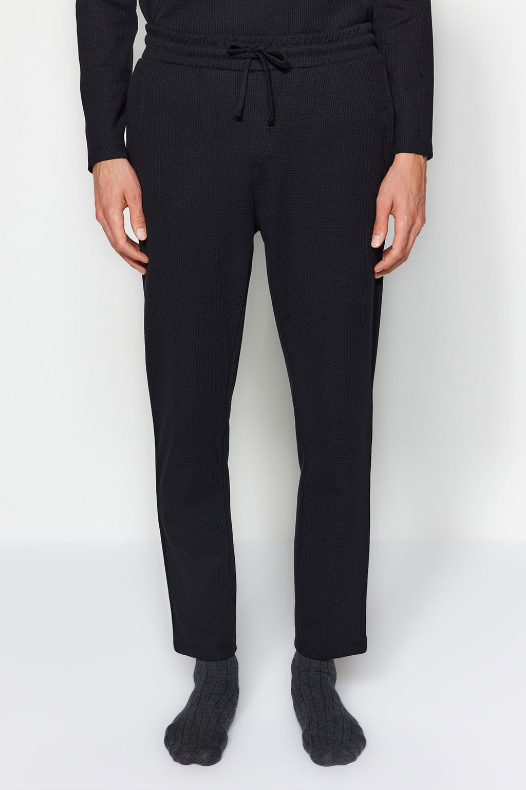 TRENDYOL MAN Siyah Regular Fit Waffle Orme Pijama Tak?m? TMNAW24PT00004 - Trendyolmilla фото 4