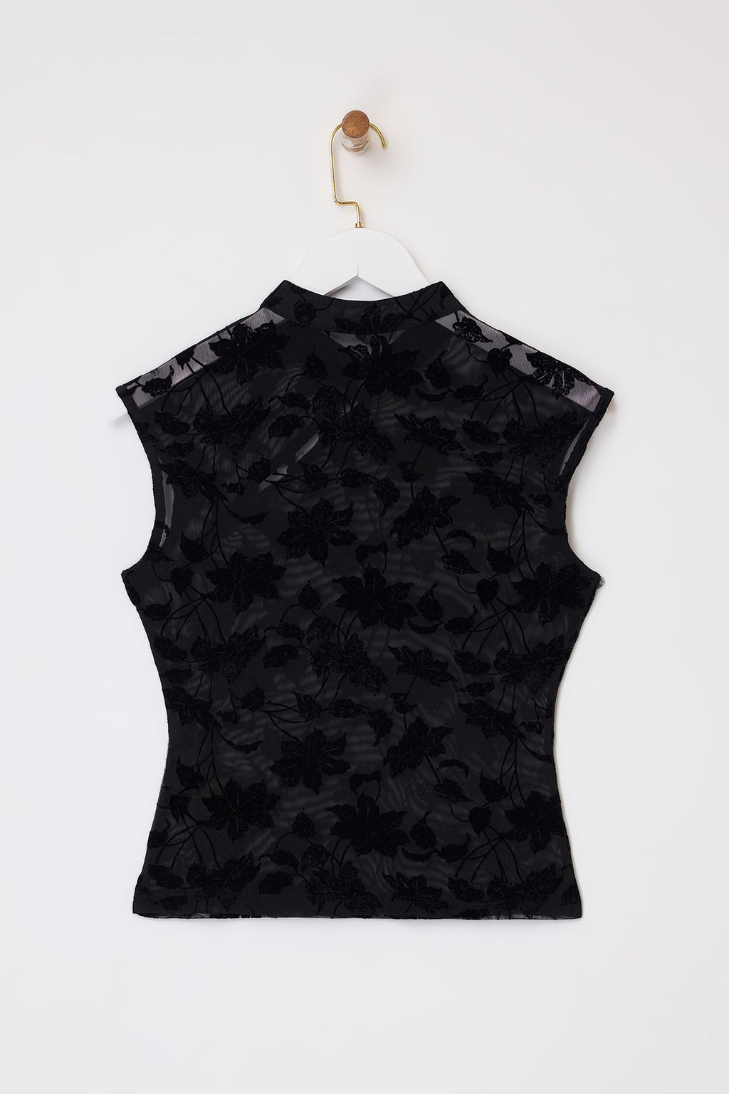 Siyah Cicekli Fitted/Vucuda Oturan Dik Yaka Kolsuz Dugmeli Dantel Orme Bluz TWOSS26BZ00195 - Trendyolmilla фото 6