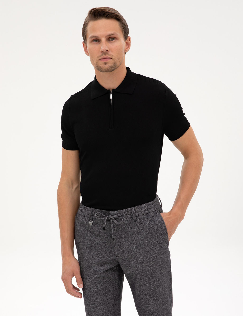 Siyah Slim Fit Kazak