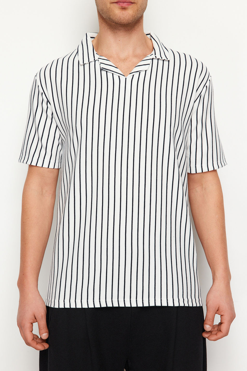 Lacivert Regular/Normal Kesim Cizgili Dokulu Polo Yaka T-shirt TMNSS24PO00035