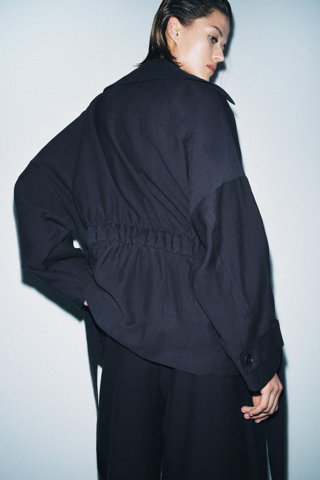 TRENCH CORTO FLUIDO ZW COLLECTION / Marino