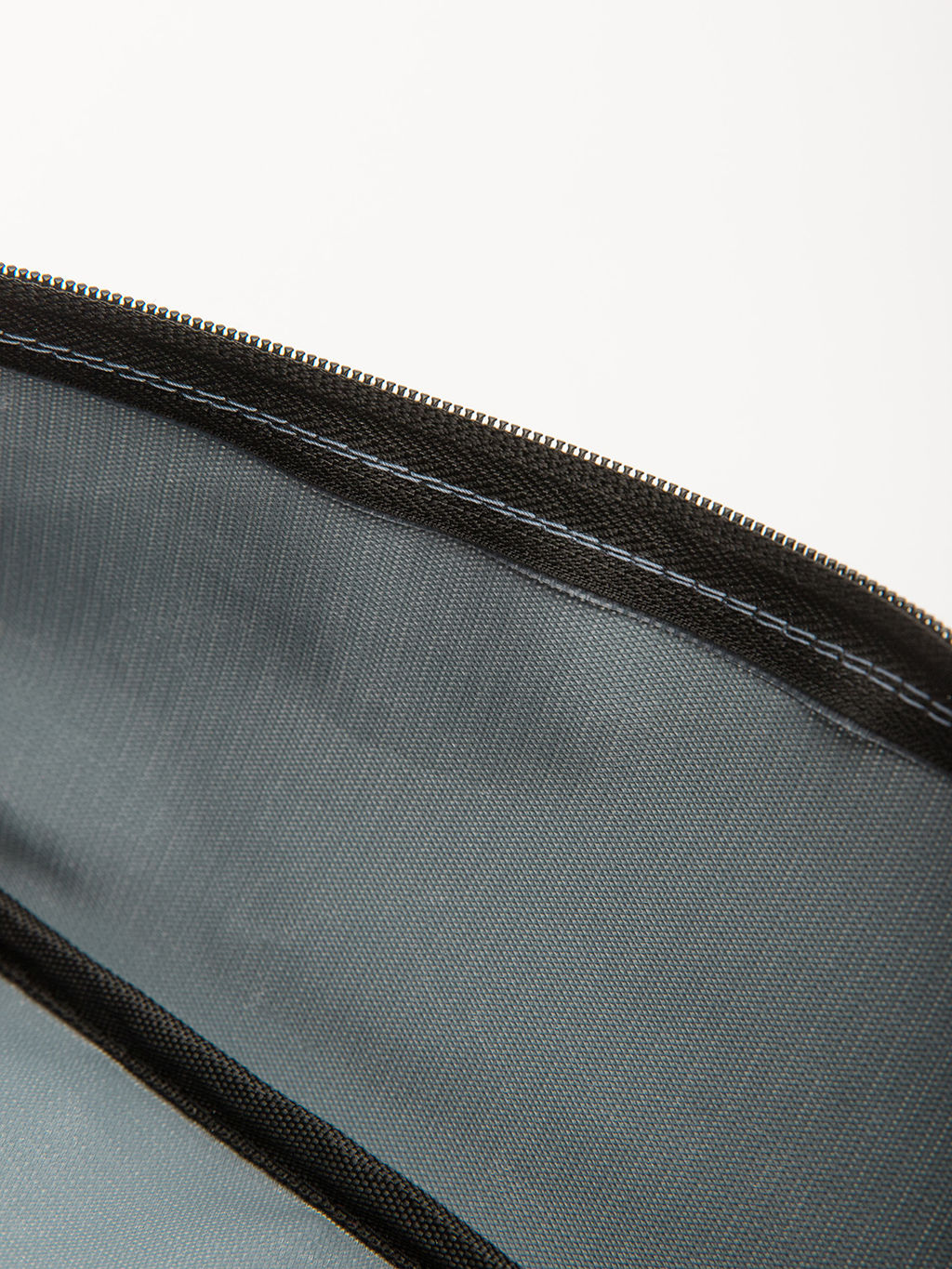 00-58 000 05 Сумка Дорожная