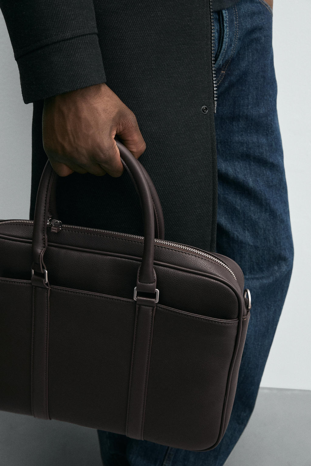 TEXTURE BRIEFCASE