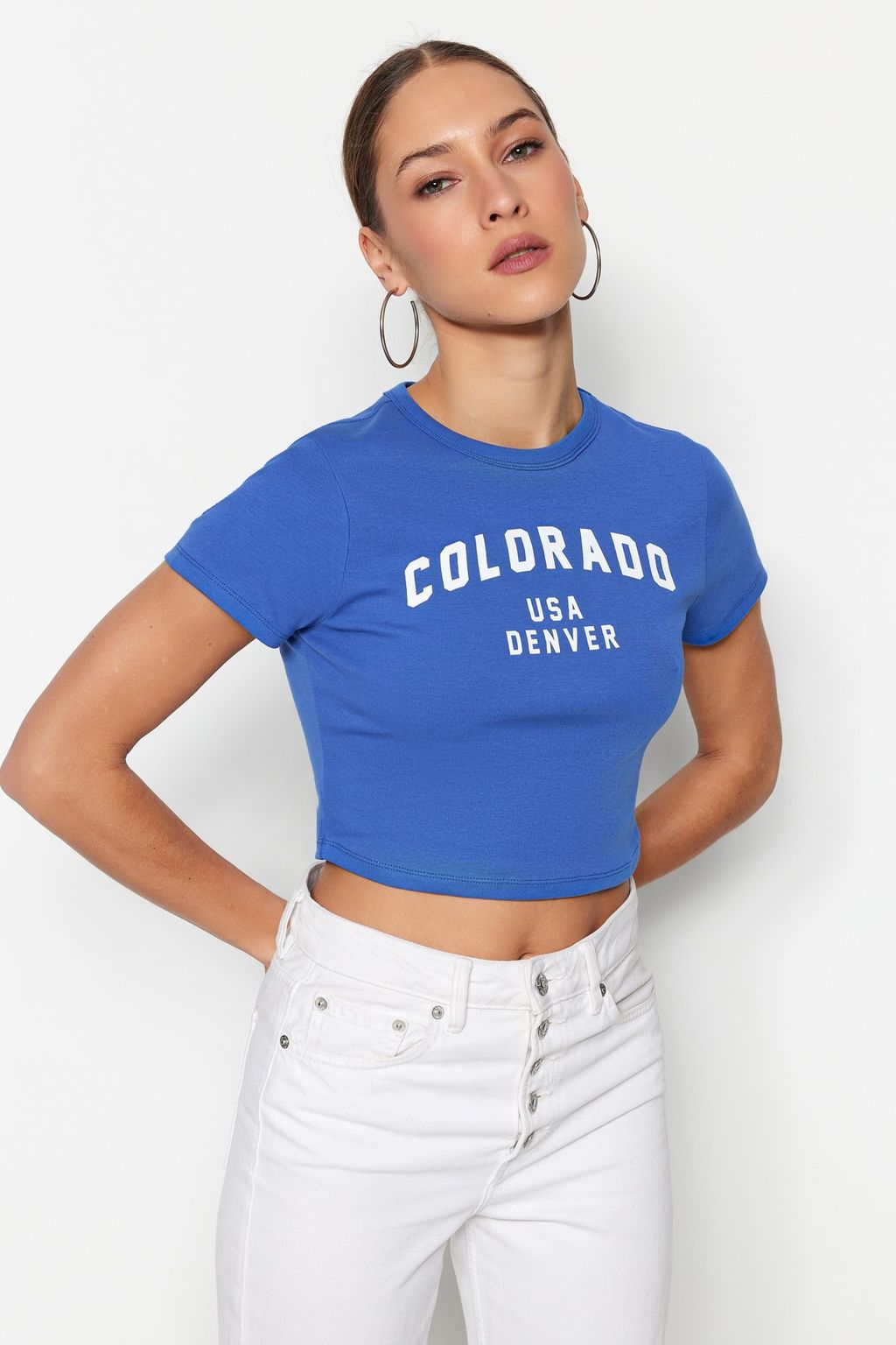 TRENDYOLMILLA Antrasit %100 Pamuk Slogan Bask?l? Fitted/Vucuda Oturan Crop Esnek Orme T-Shirt TWOSS23TS00101 фото 5