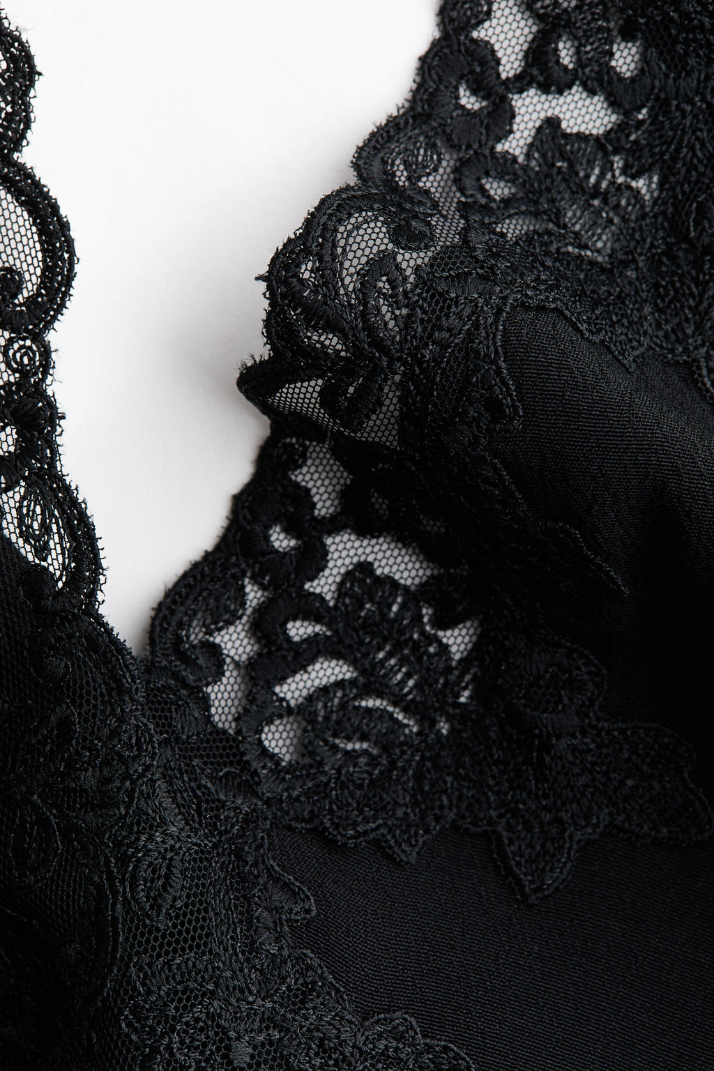 Camis?n lencero de viscosa con ribete de encaje - H&m фото 3