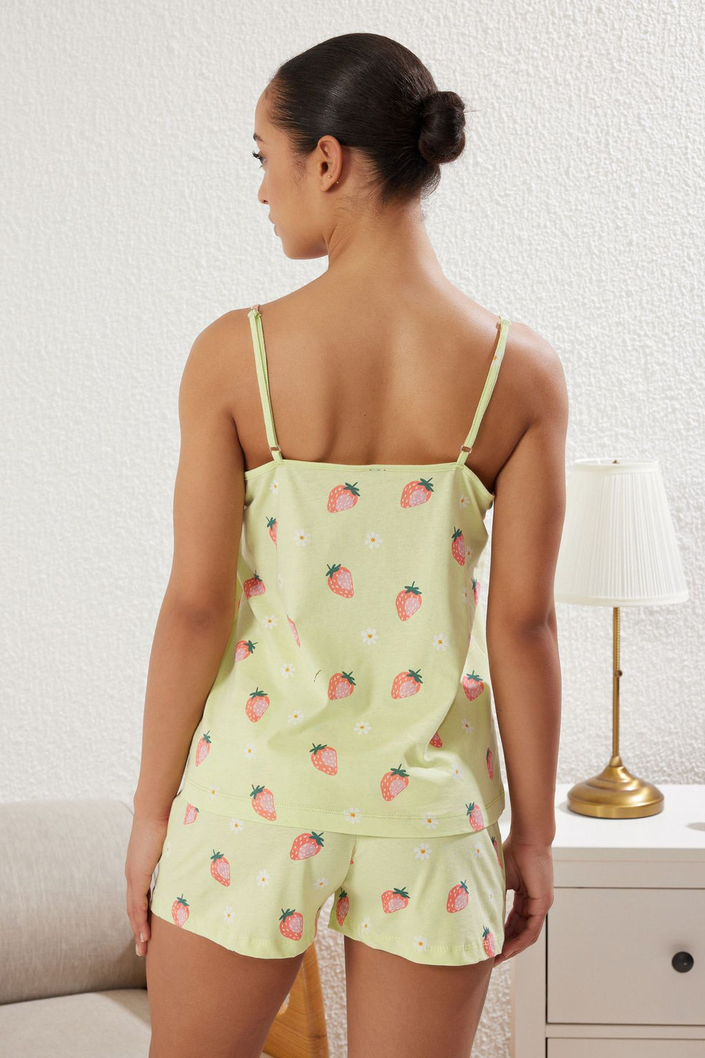 Trendyolmilla Yesil %100 Pamuklu Cilek Desenli Sortlu Orme Pijama Tak?m? THMSS25PT00066  фото 11