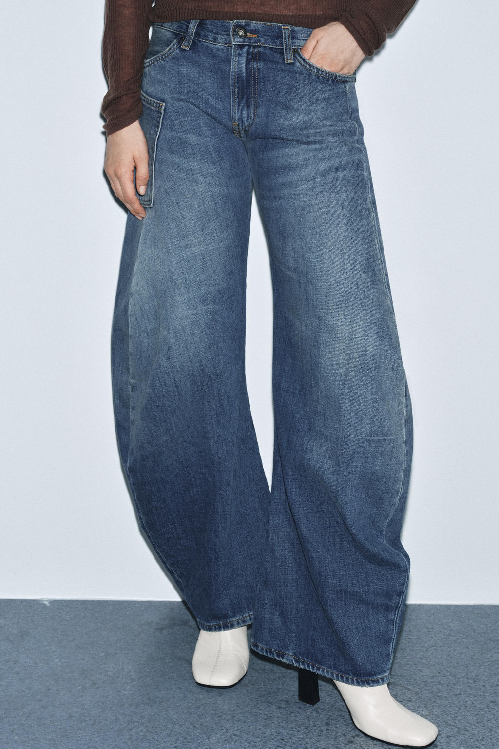 ZW COLLECTION LOW-RISE RELAXED JEANS - Zara фото 2