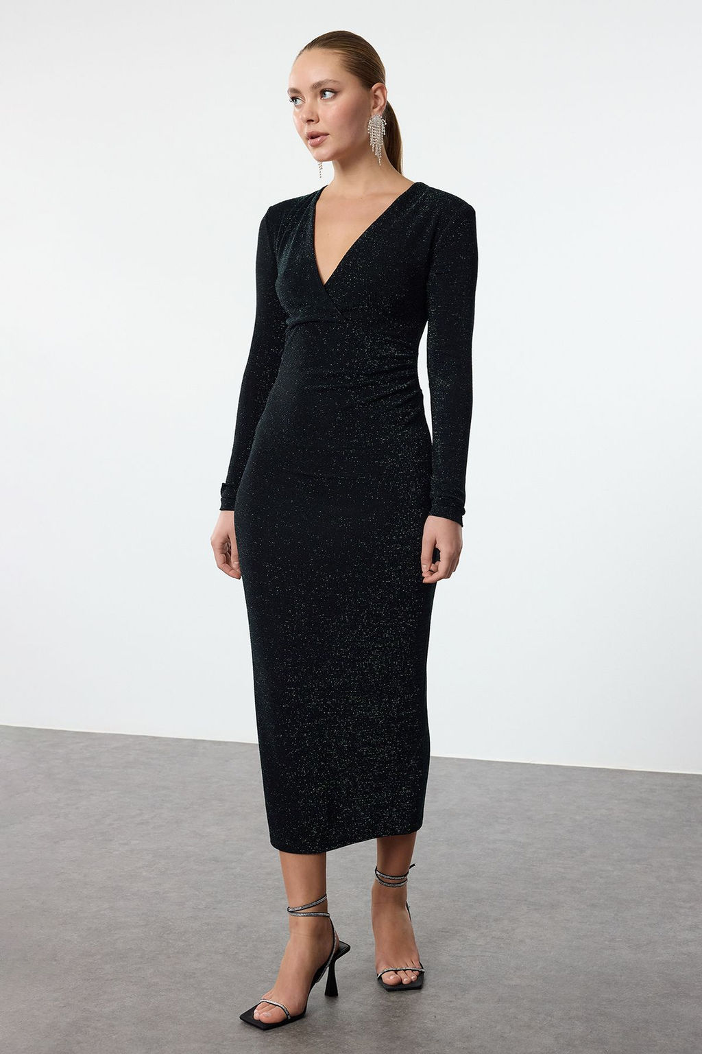 Trendyolmilla Siyah-Yesil Simli Orme S?k Abiye Elbise TPRAW25EL00063 фото 2