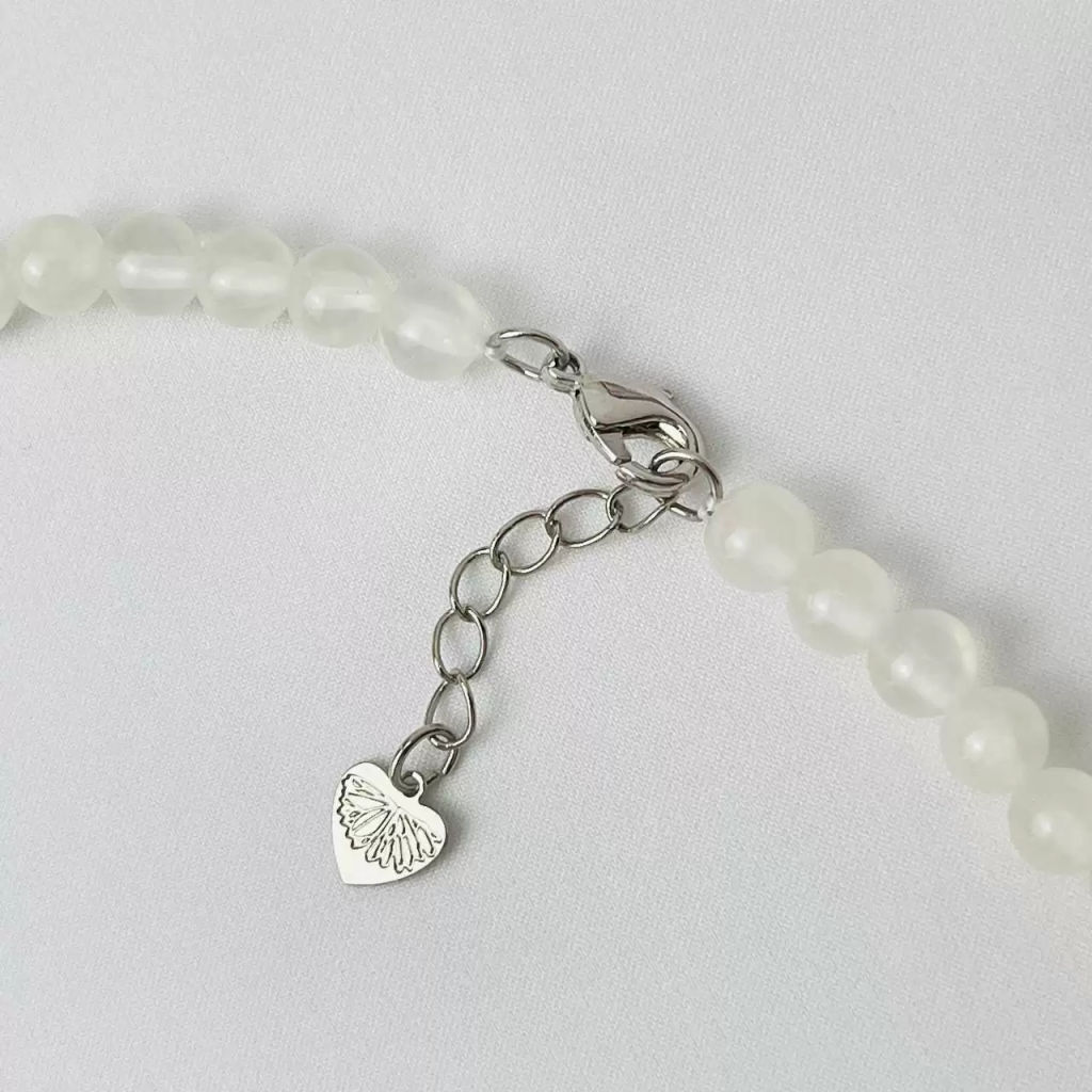 Бусы из Селенита