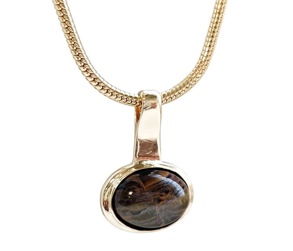 Кулон на цепочке