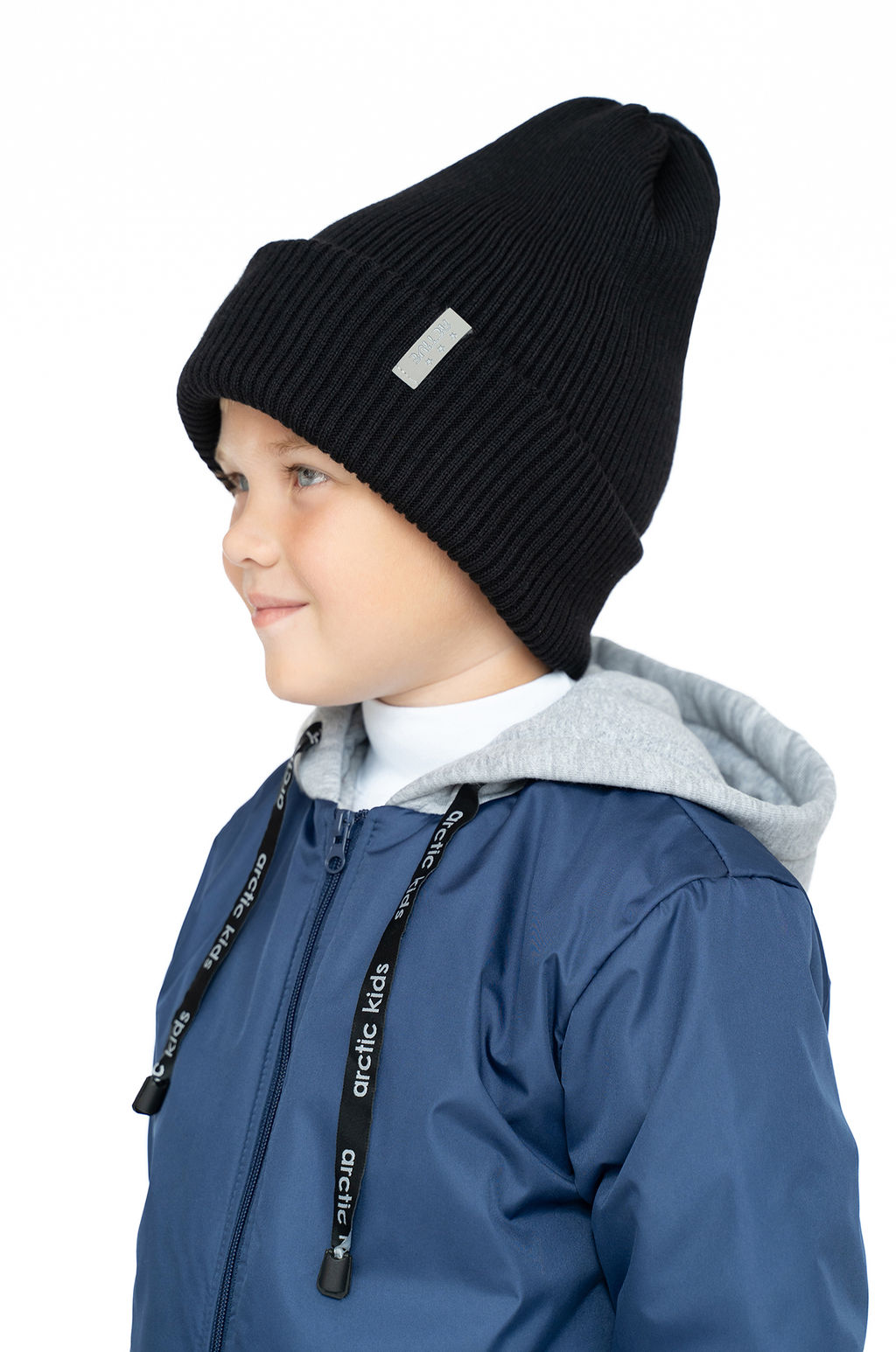 Шапка вязаная черная