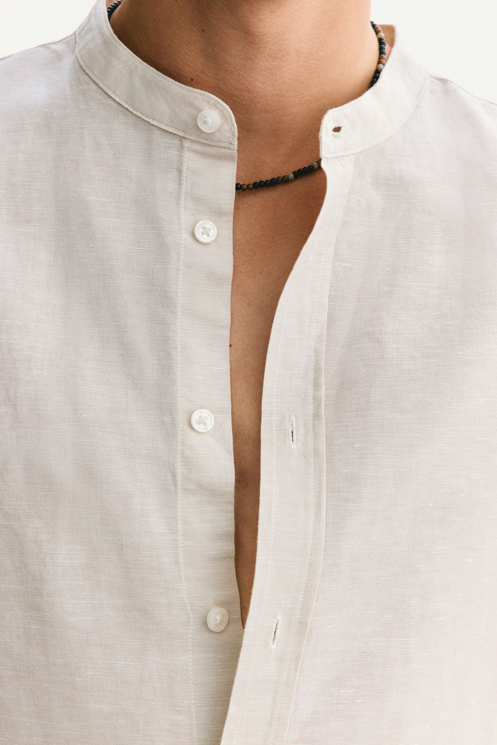 Camisa en mezcla de lino Relaxed Fit - H&m фото 7