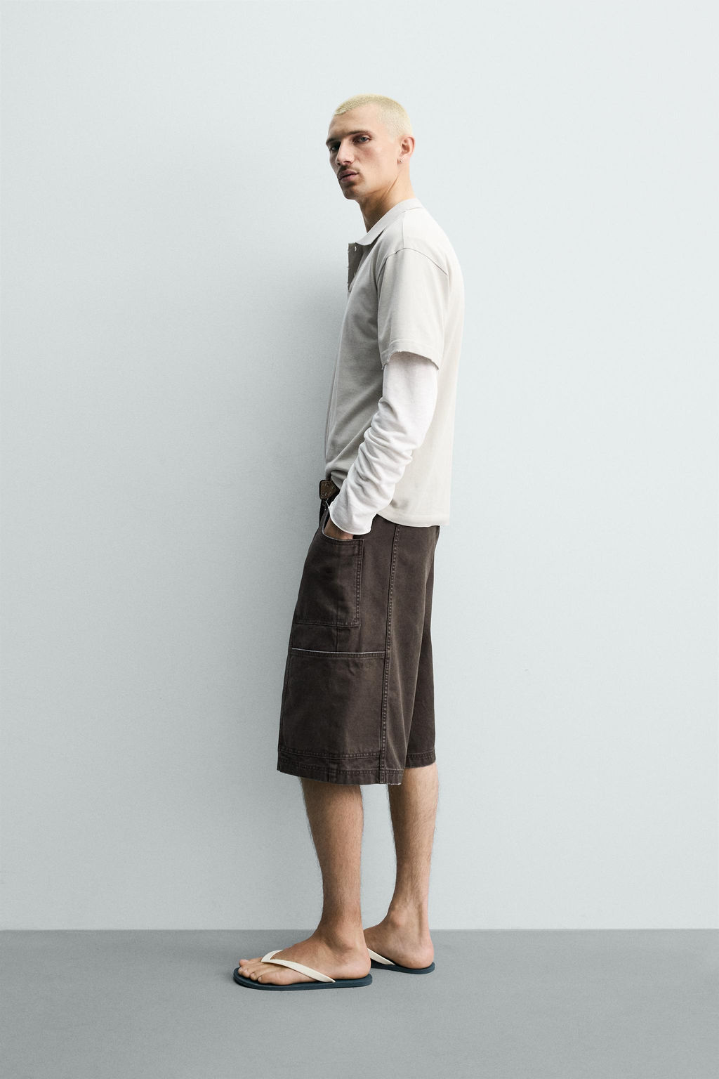 BERMUDA BAGGY FIT CINTUR?N / Marr?n