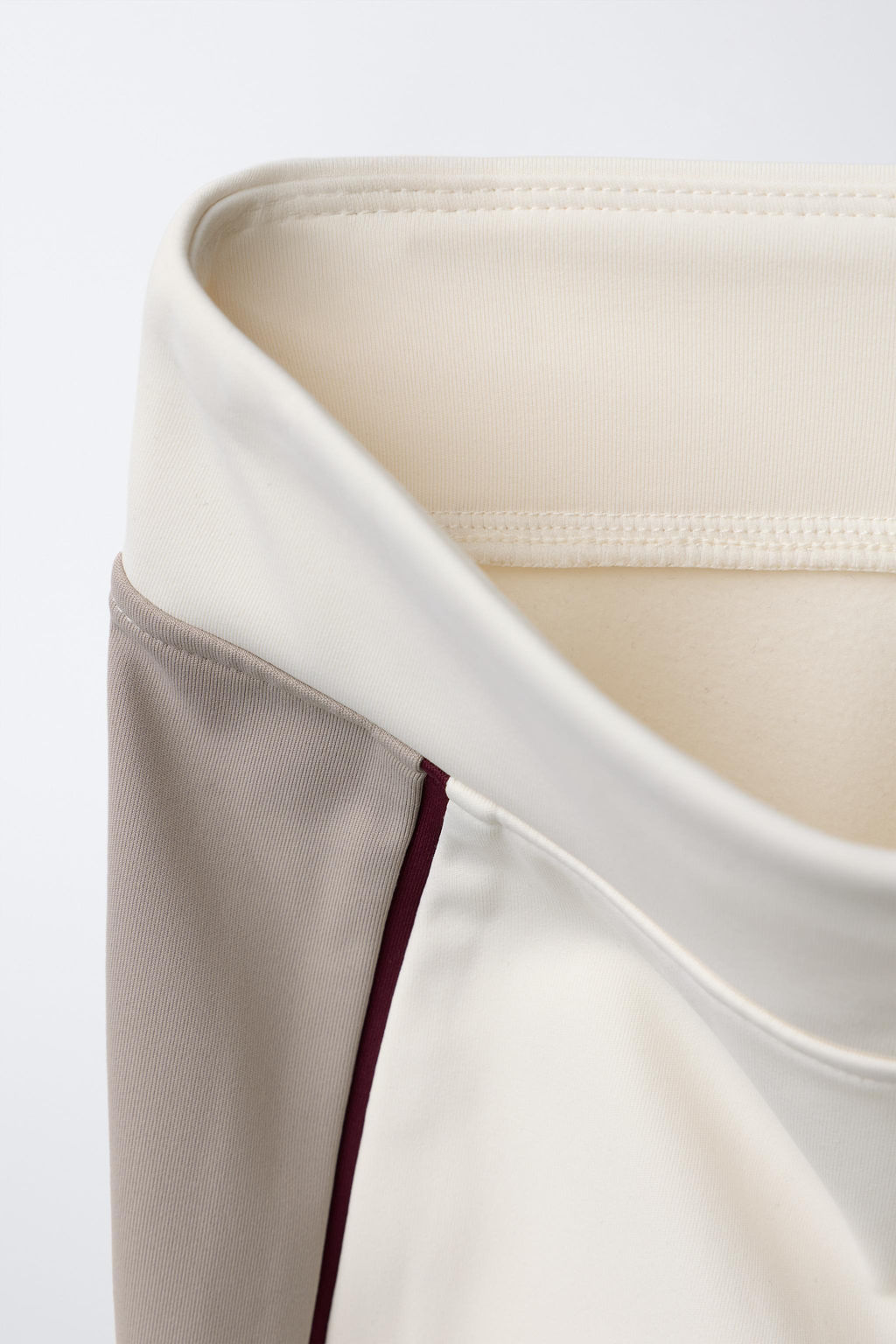 SKI COLLECTION THERMAL FLARE TROUSERS - Zara фото 3