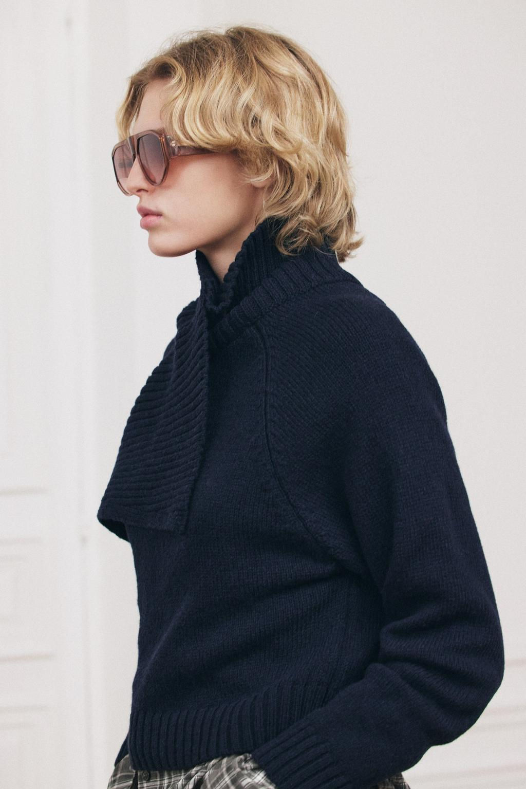 KNIT SWEATER WITH SCARF - Zara фото 4