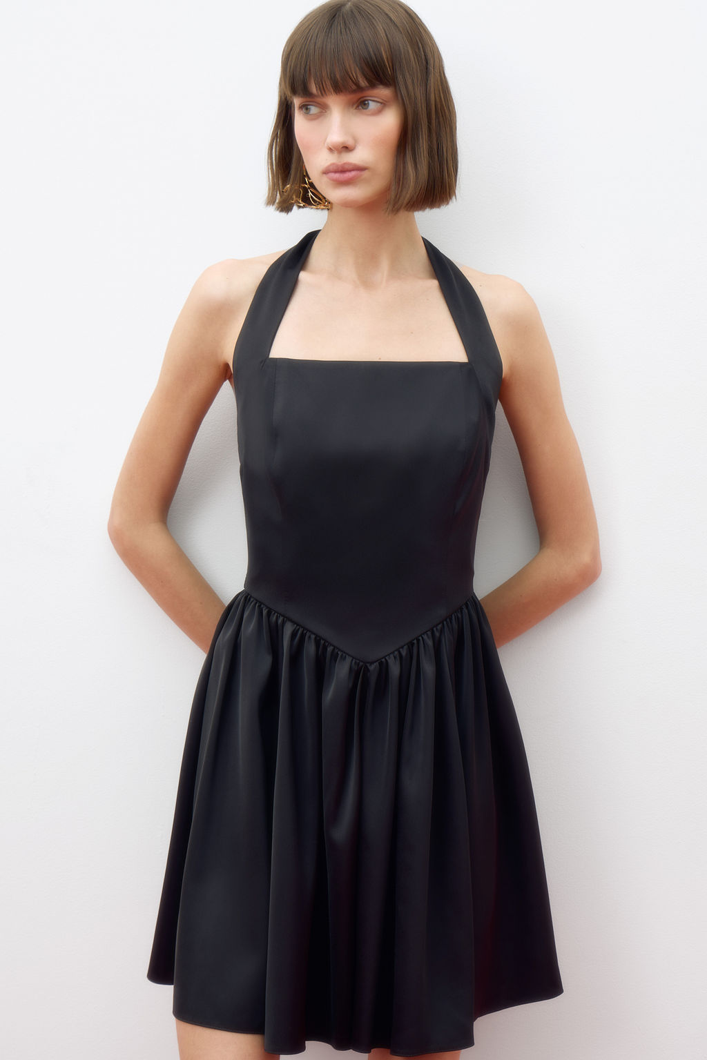 Платье мини из сатина с бретелями - Mollis фото 3